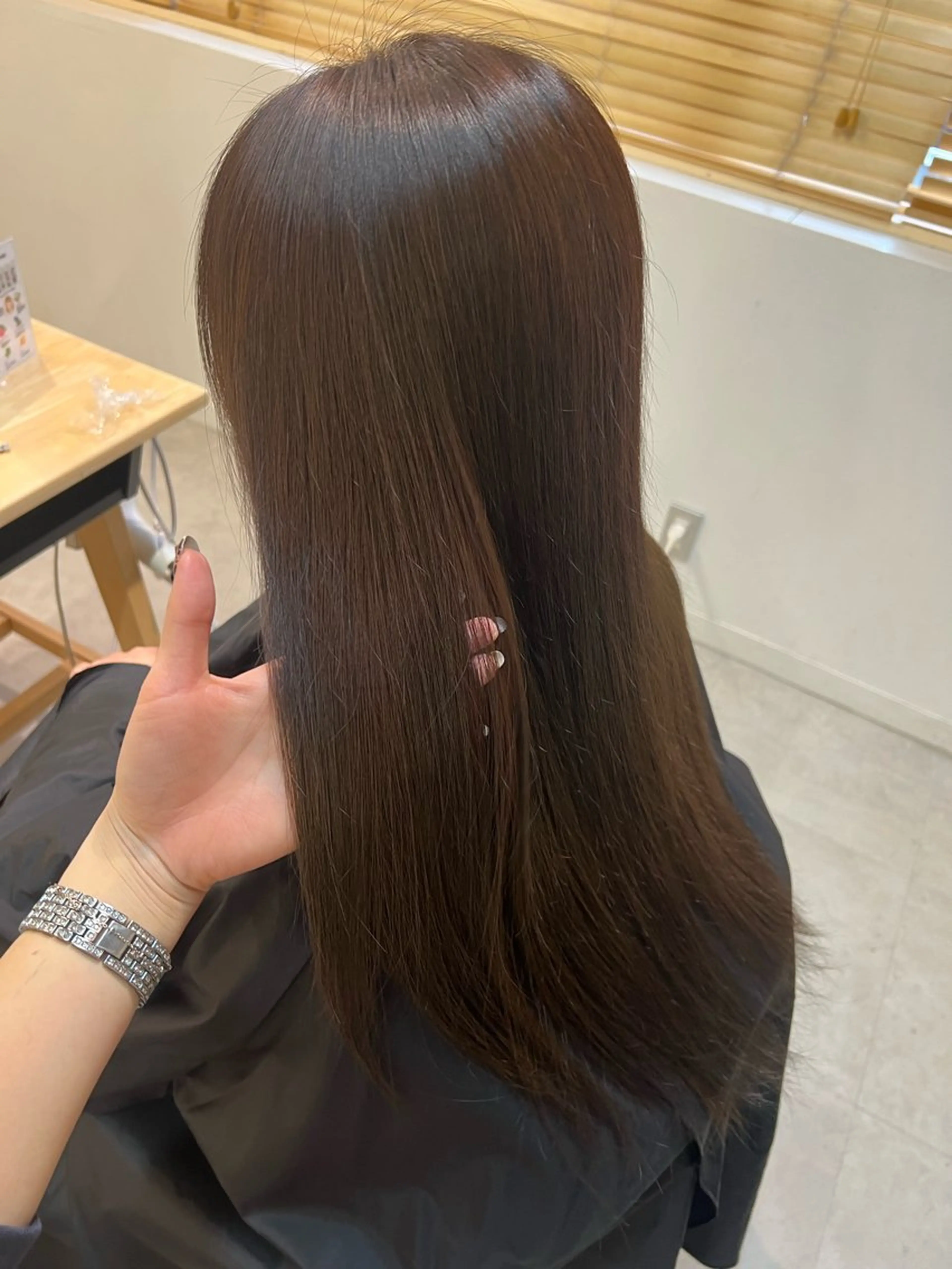 ロング カラー ヘアカラー トリートメント ヘッドスパ 晶／艶髪カラー ／トリートメントのヘアスタイル