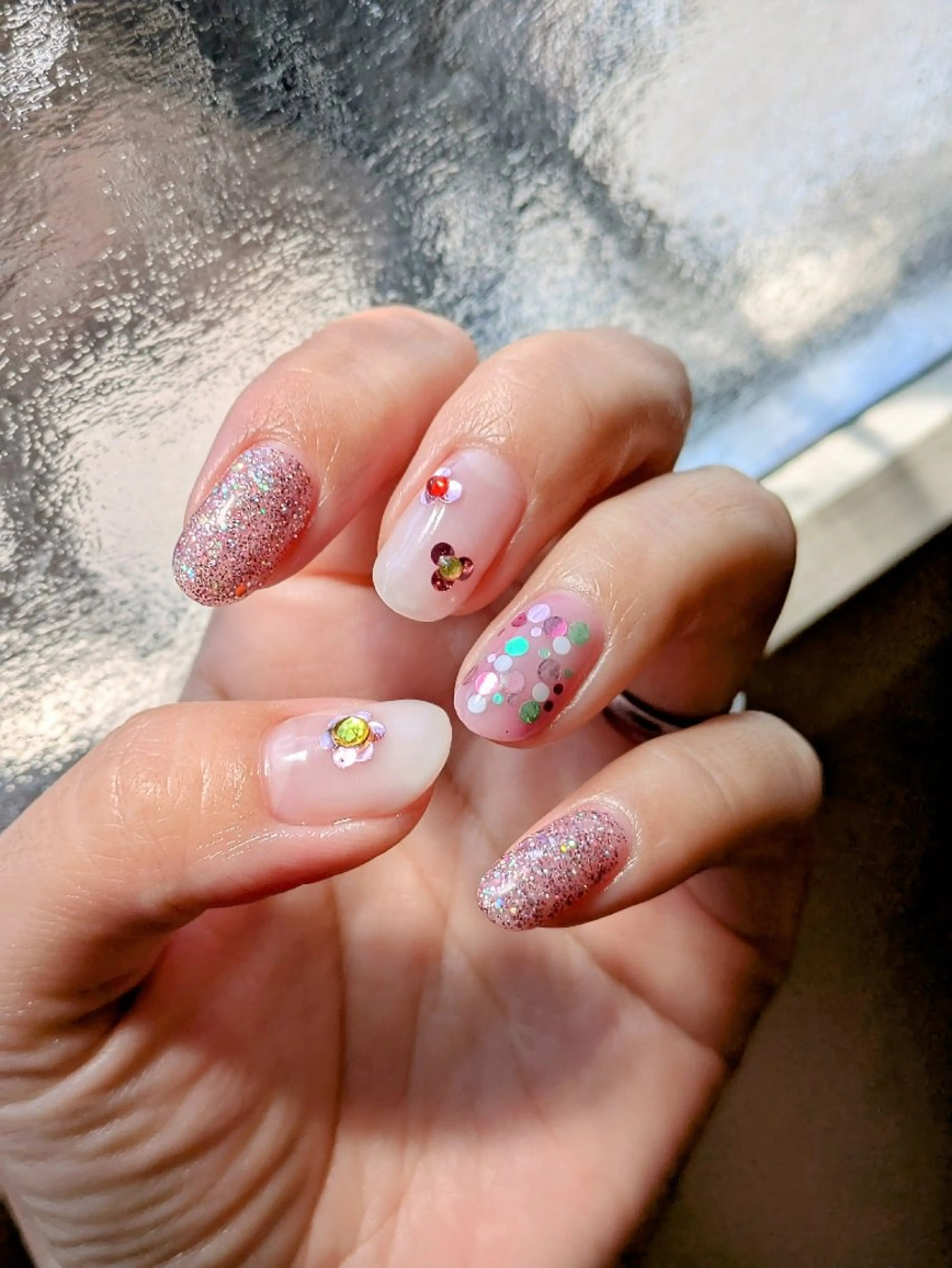 ネイル rokunana 佐野のネイルデザイン