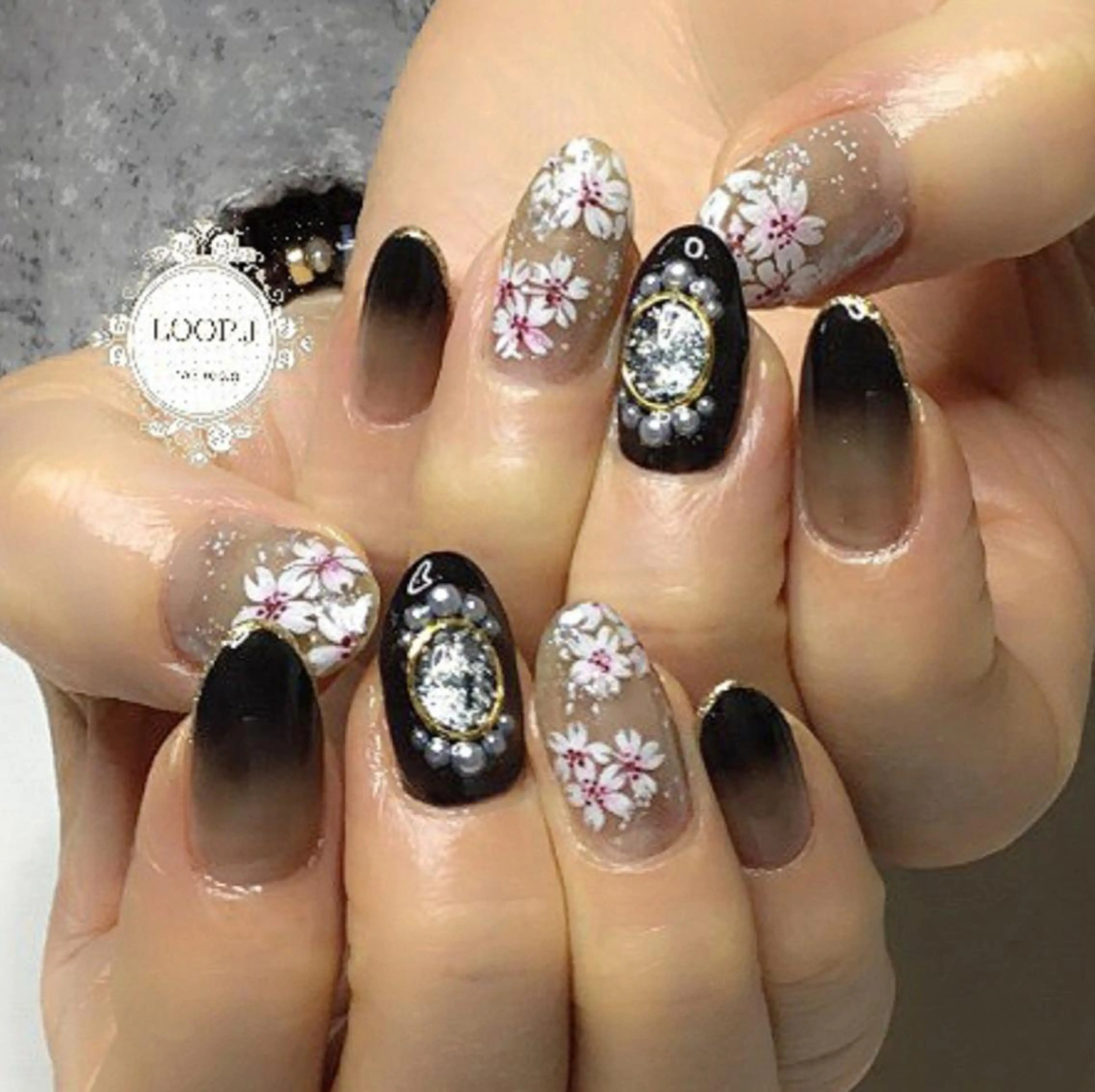 ネイル ハンドネイル おおくぼ めぐみのネイルデザイン