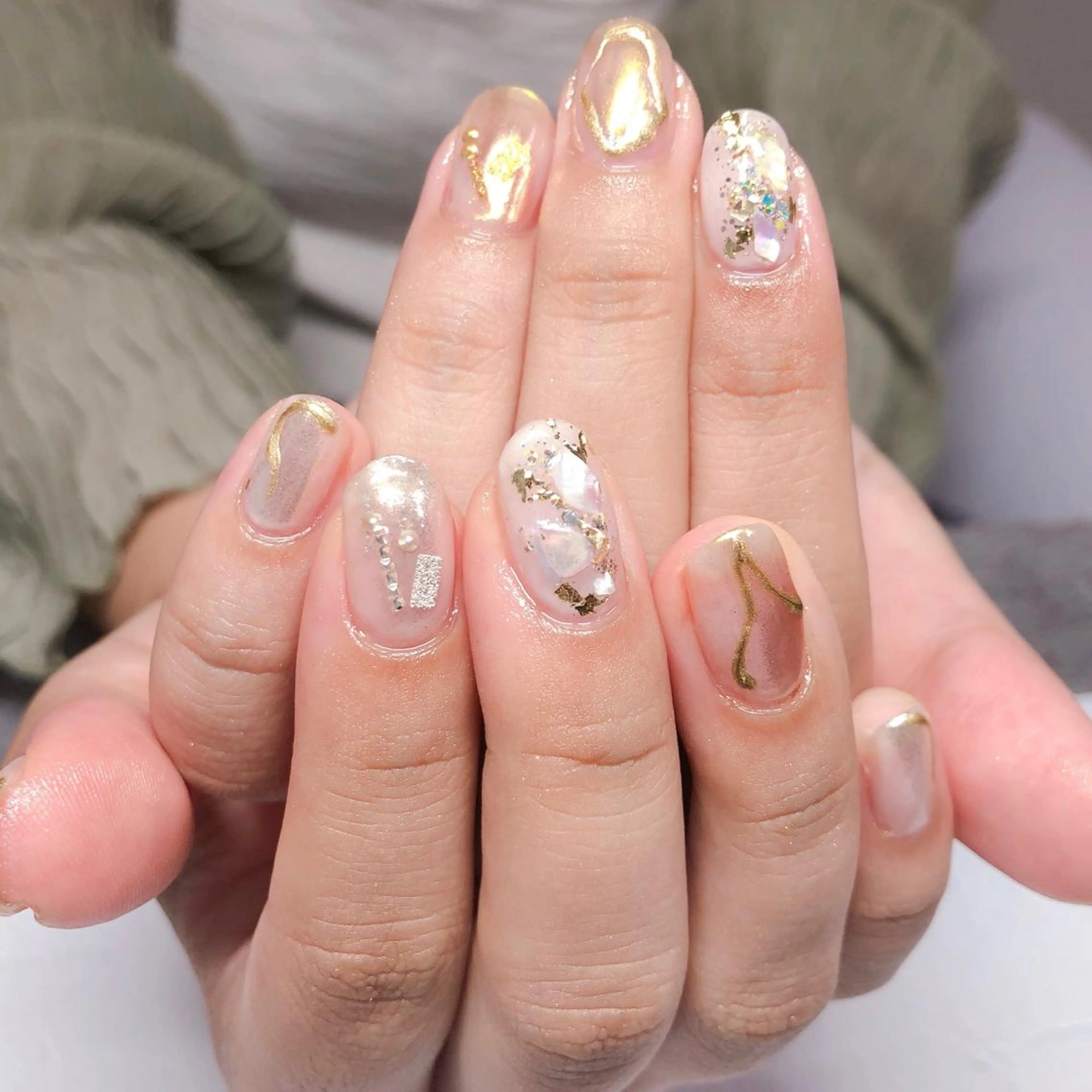 ネイル 持ち込み ハンドネイル 奥園 良恵のネイルデザイン