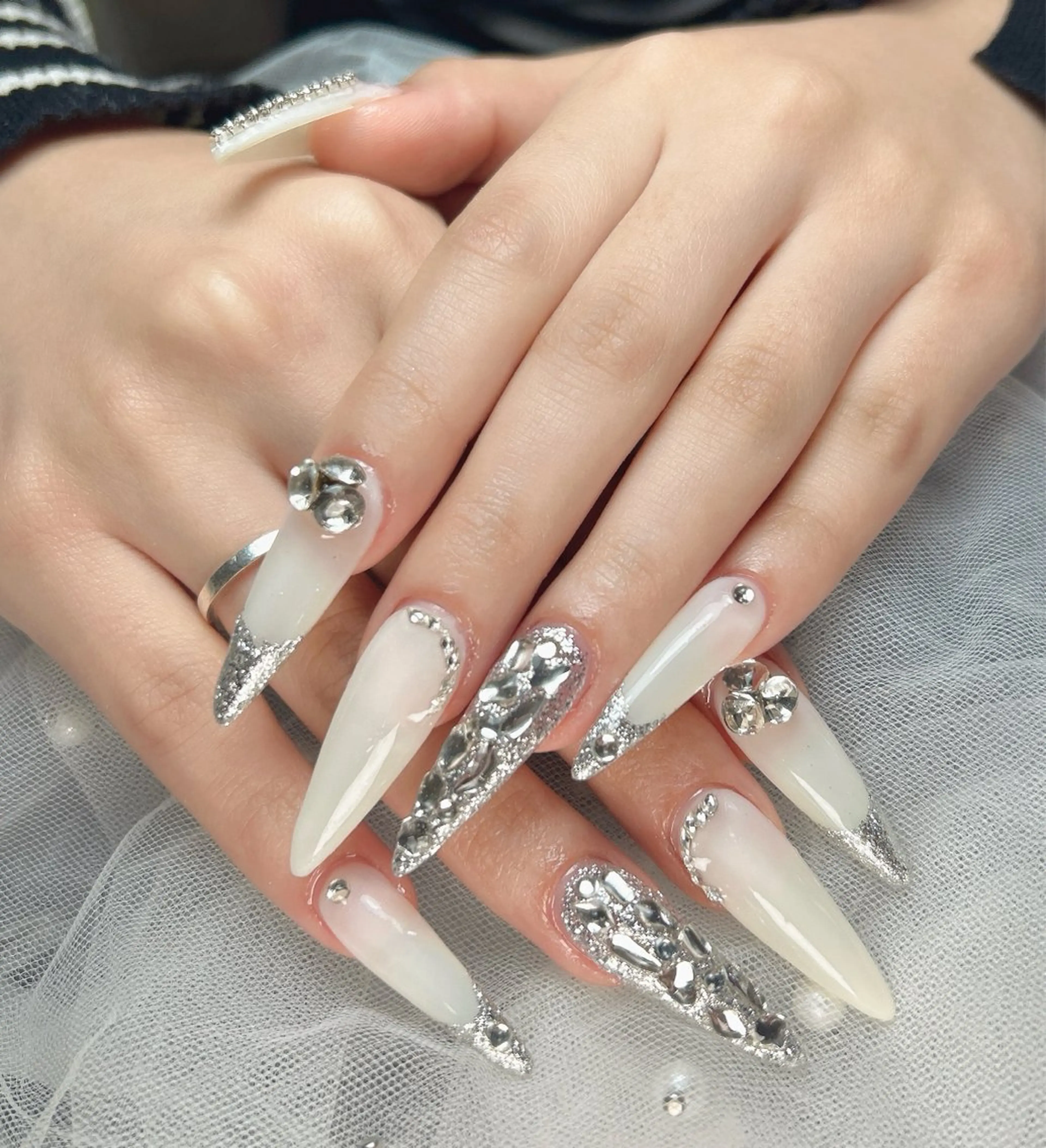 ネイル ゆき 🌻ひまわりサロンのネイルデザイン