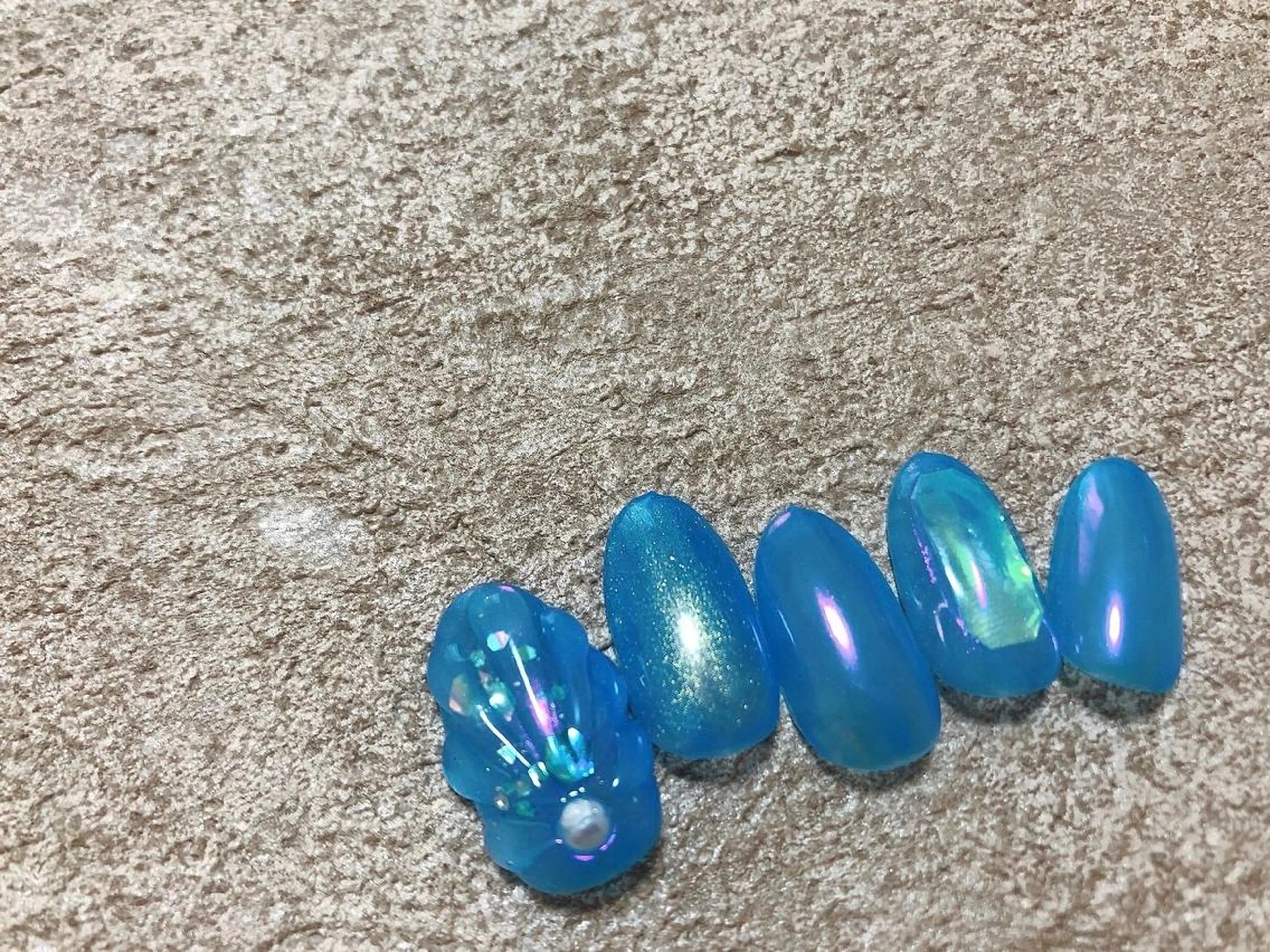 ネイル mogunail &blowのネイルデザイン