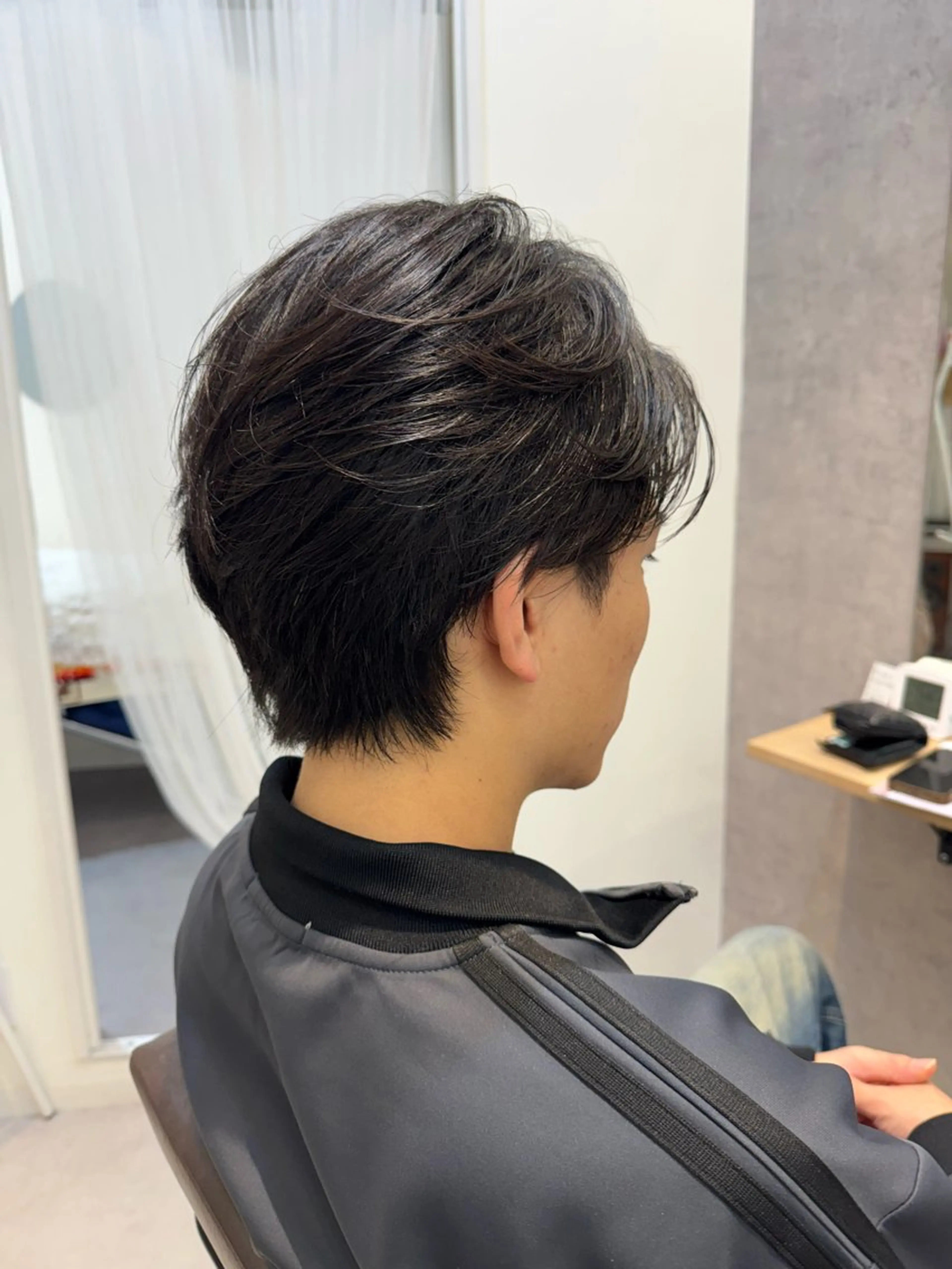 ミディアム メンズ カット 似合う髪型が 分からない方へのヘアスタイル