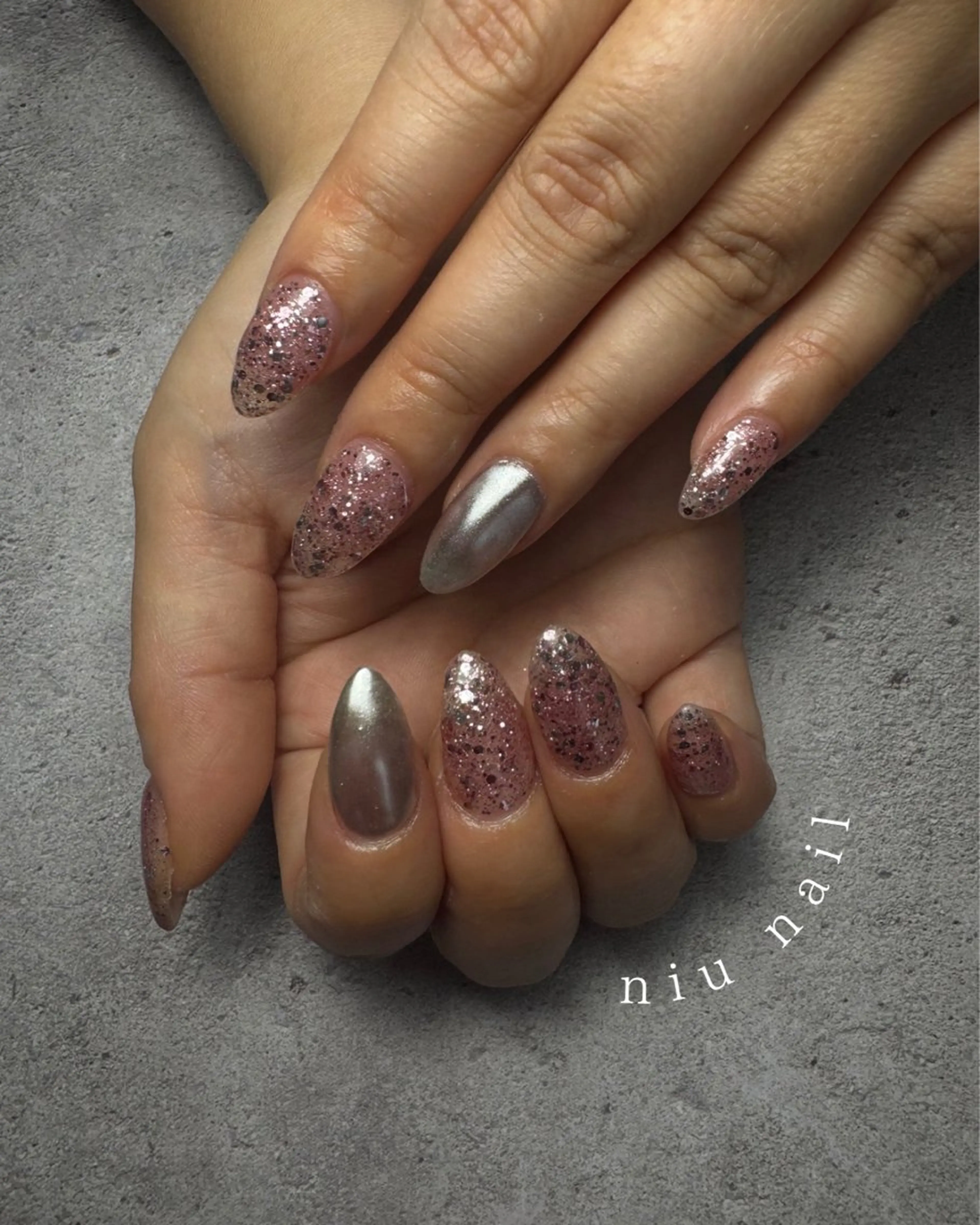 ネイル ミラーネイル ハンドネイル nail salon niuのネイルデザイン