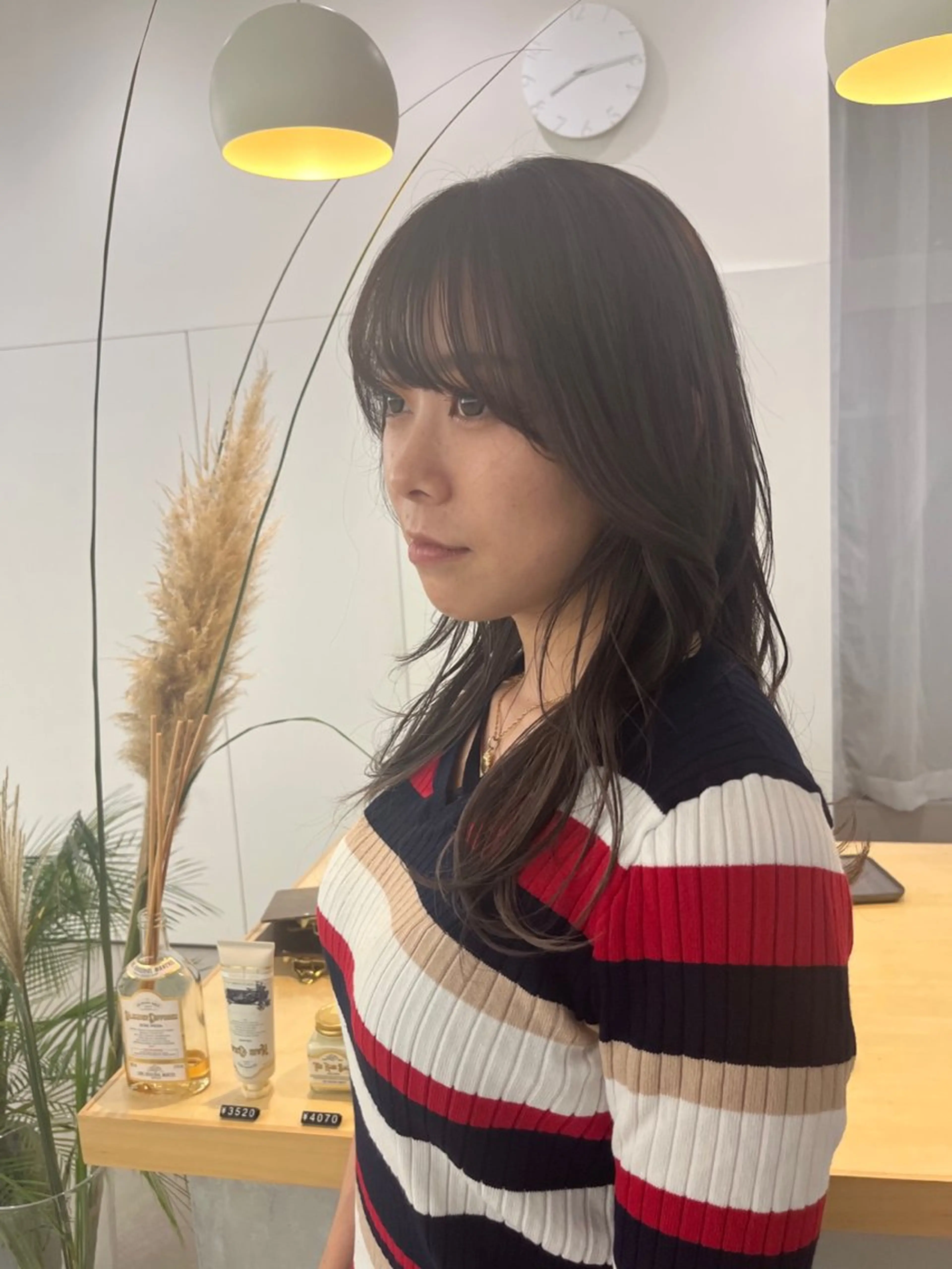 セミロング 瀬長なおみ U too e'sのヘアスタイル