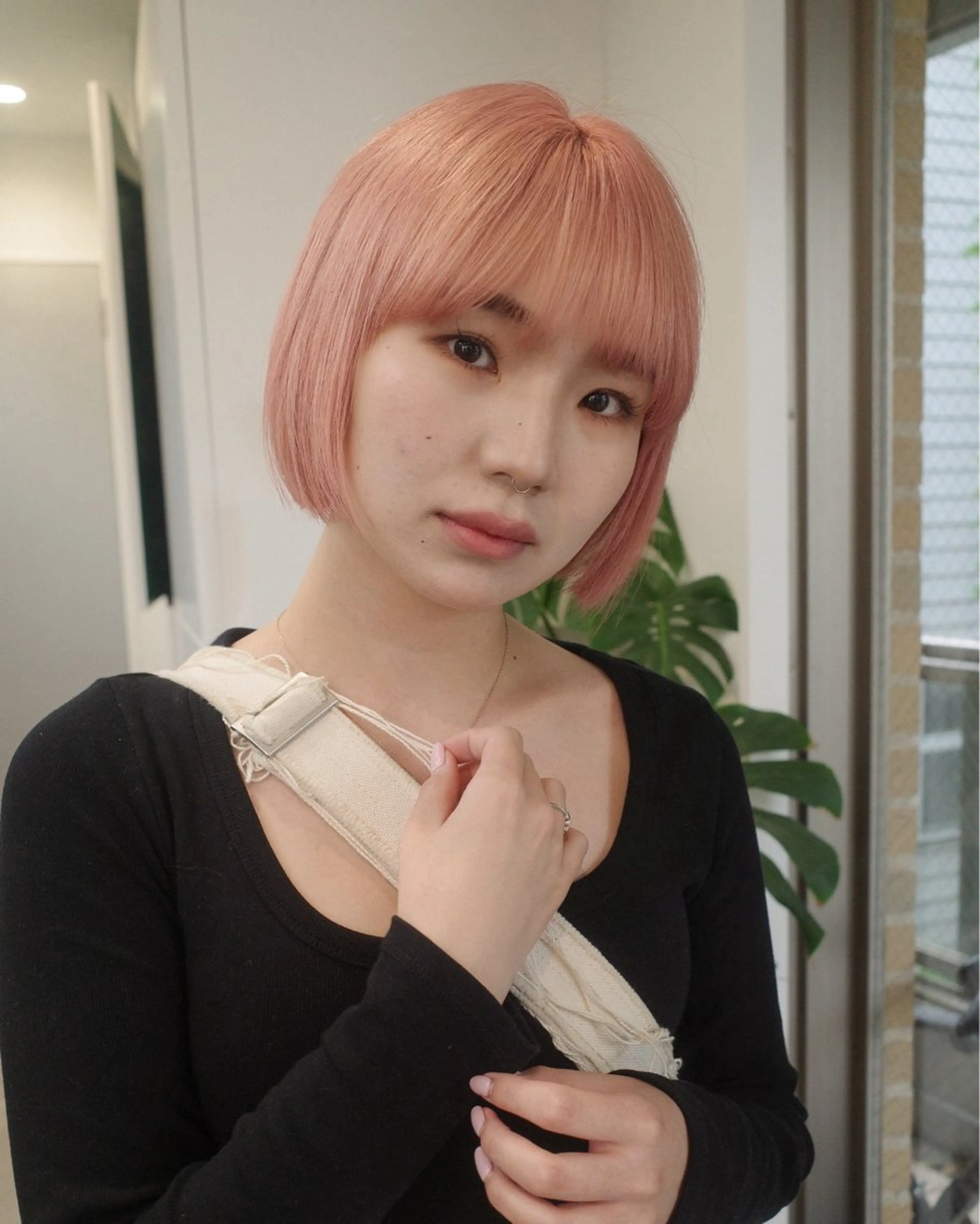 ショート カラー ピンクカラー ハイライト🌟/ ボブ/豊田のヘアスタイル