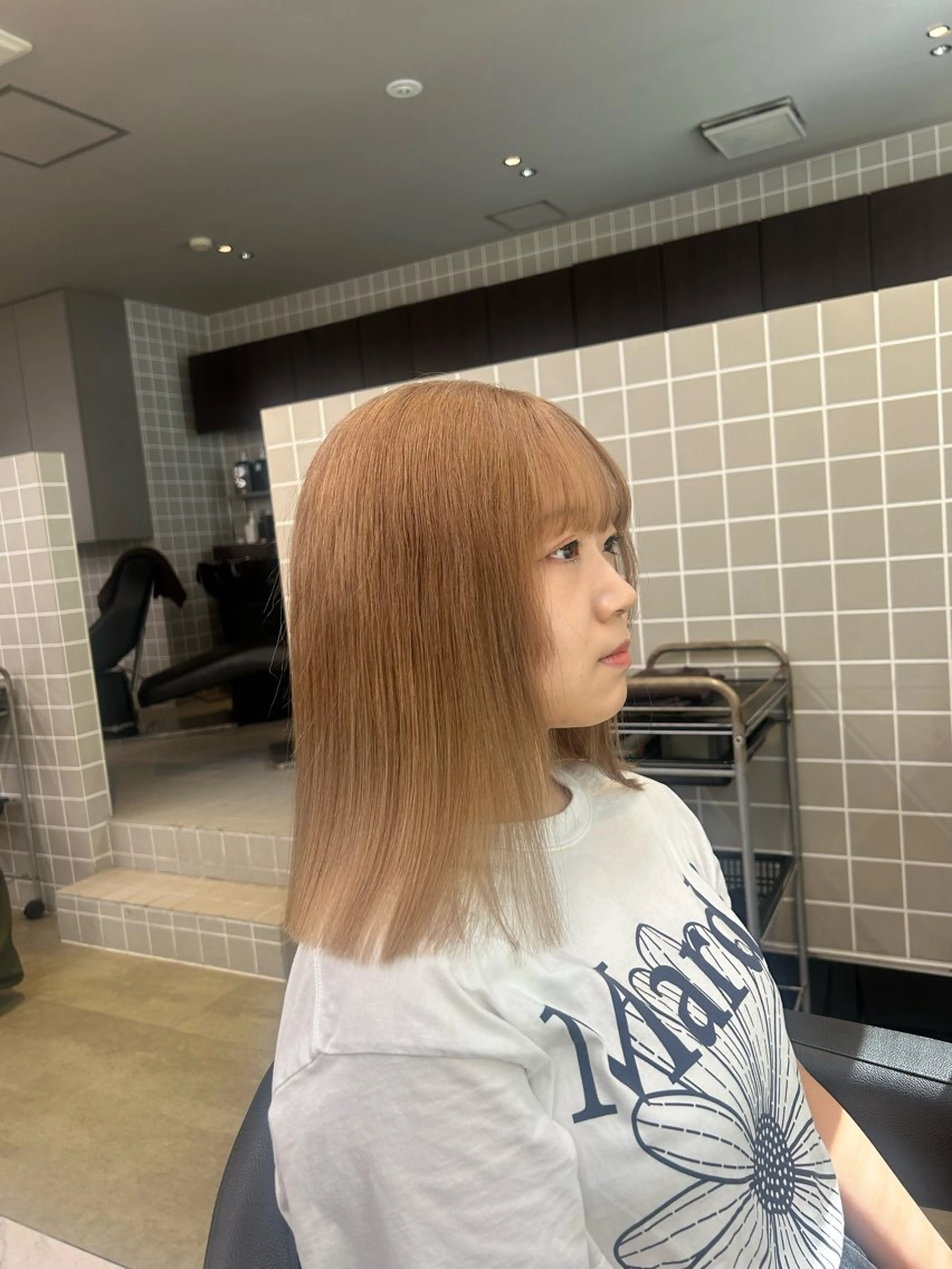 カラー ヘアカラー トリートメント 透明感ベージュ🤎 ナチュラルレイヤーのヘアスタイル