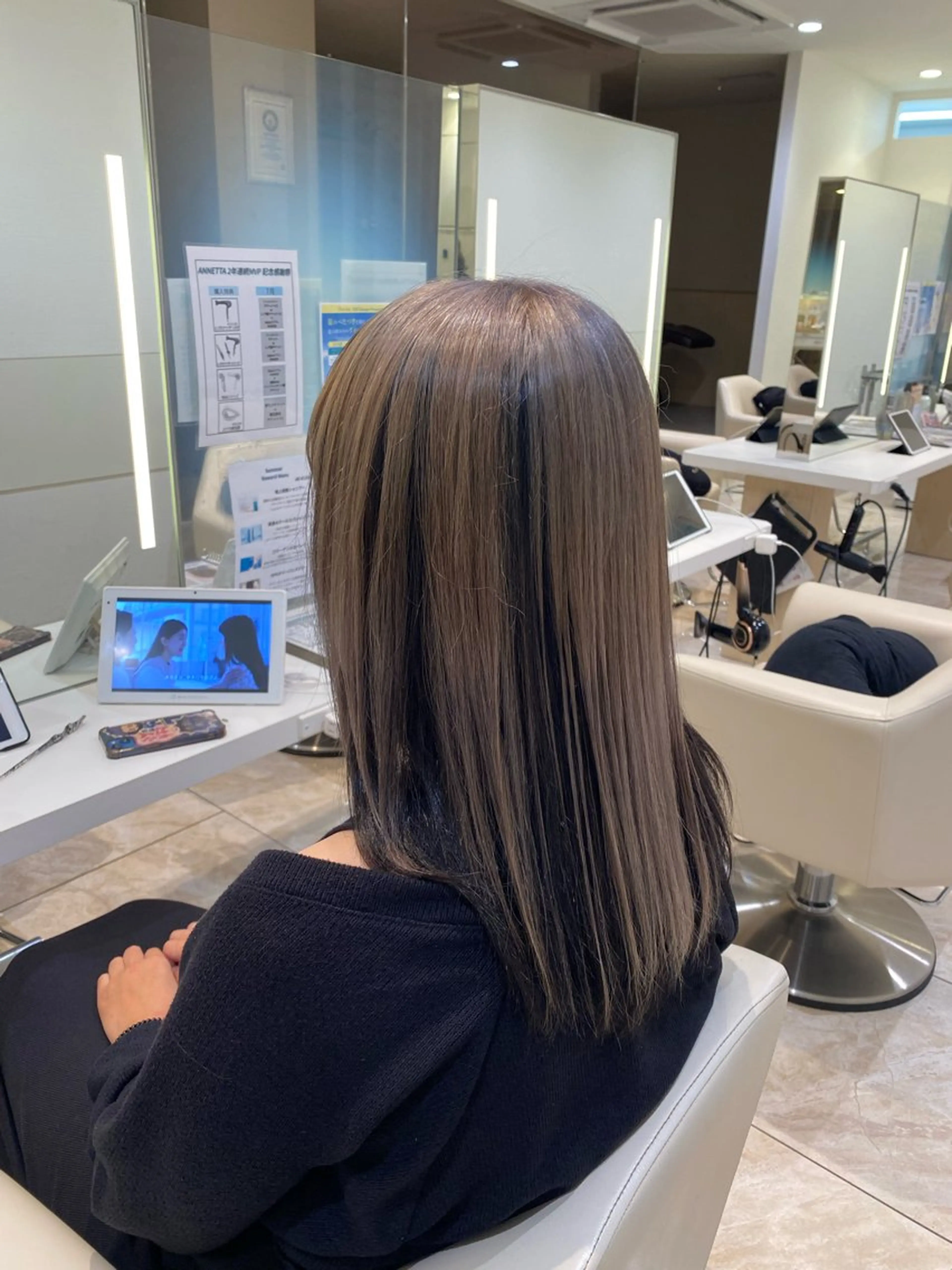 ロング カラー miho𓂃 ANNETTAのヘアスタイル