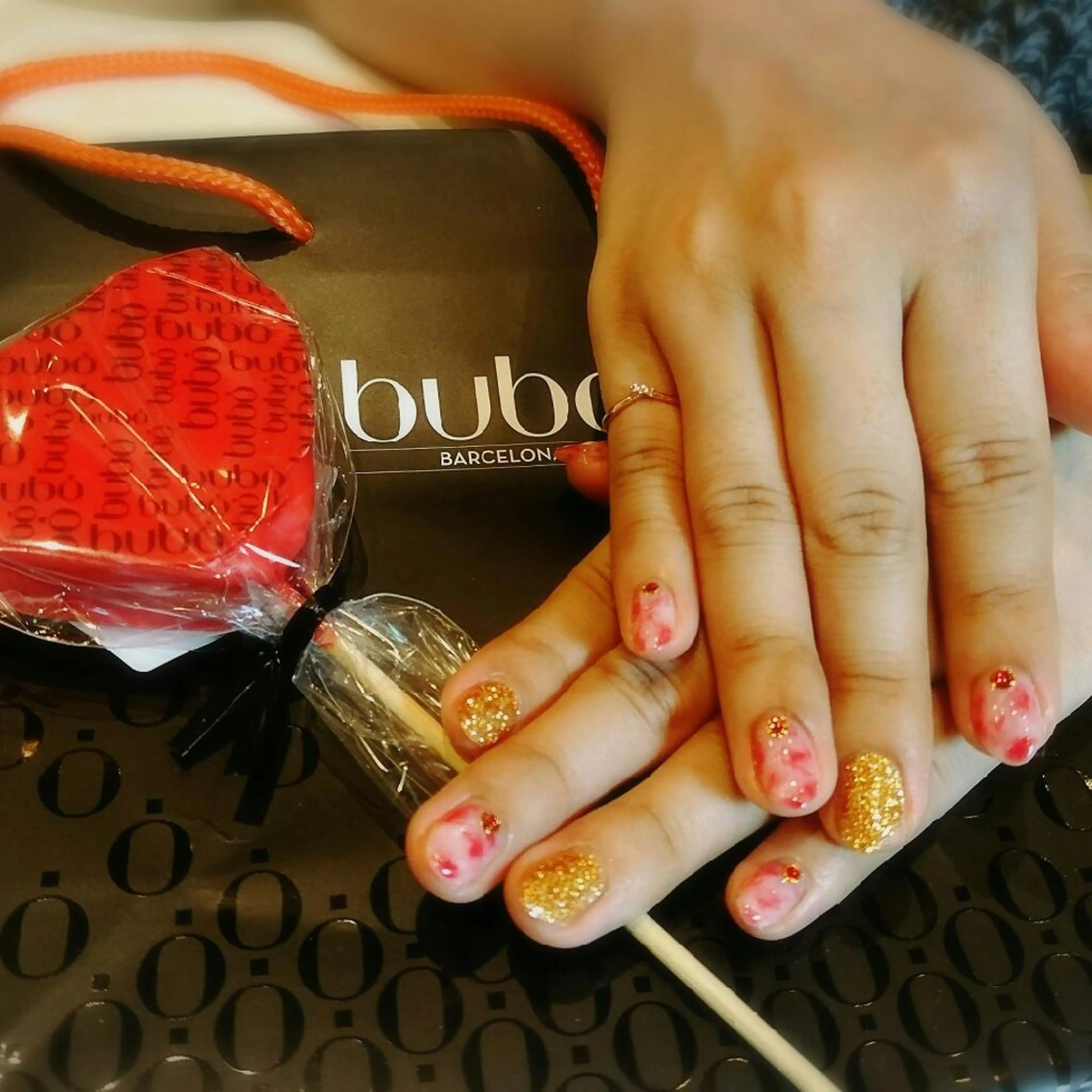 ネイル バレンタイン みー shakushiroのネイルデザイン