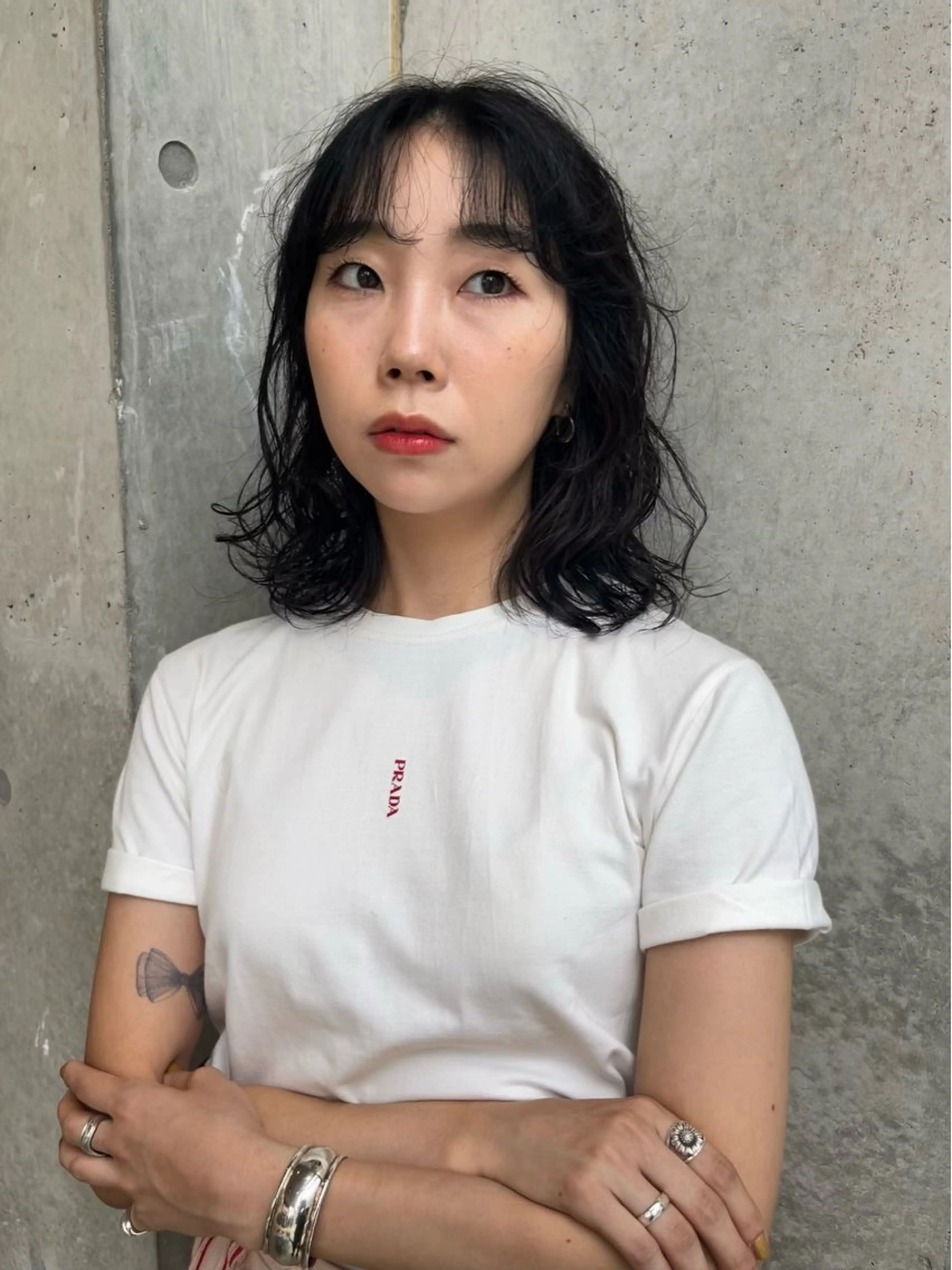 ミディアム パーマ レイヤーカット/ 酸性ストレート梅田のヘアスタイル