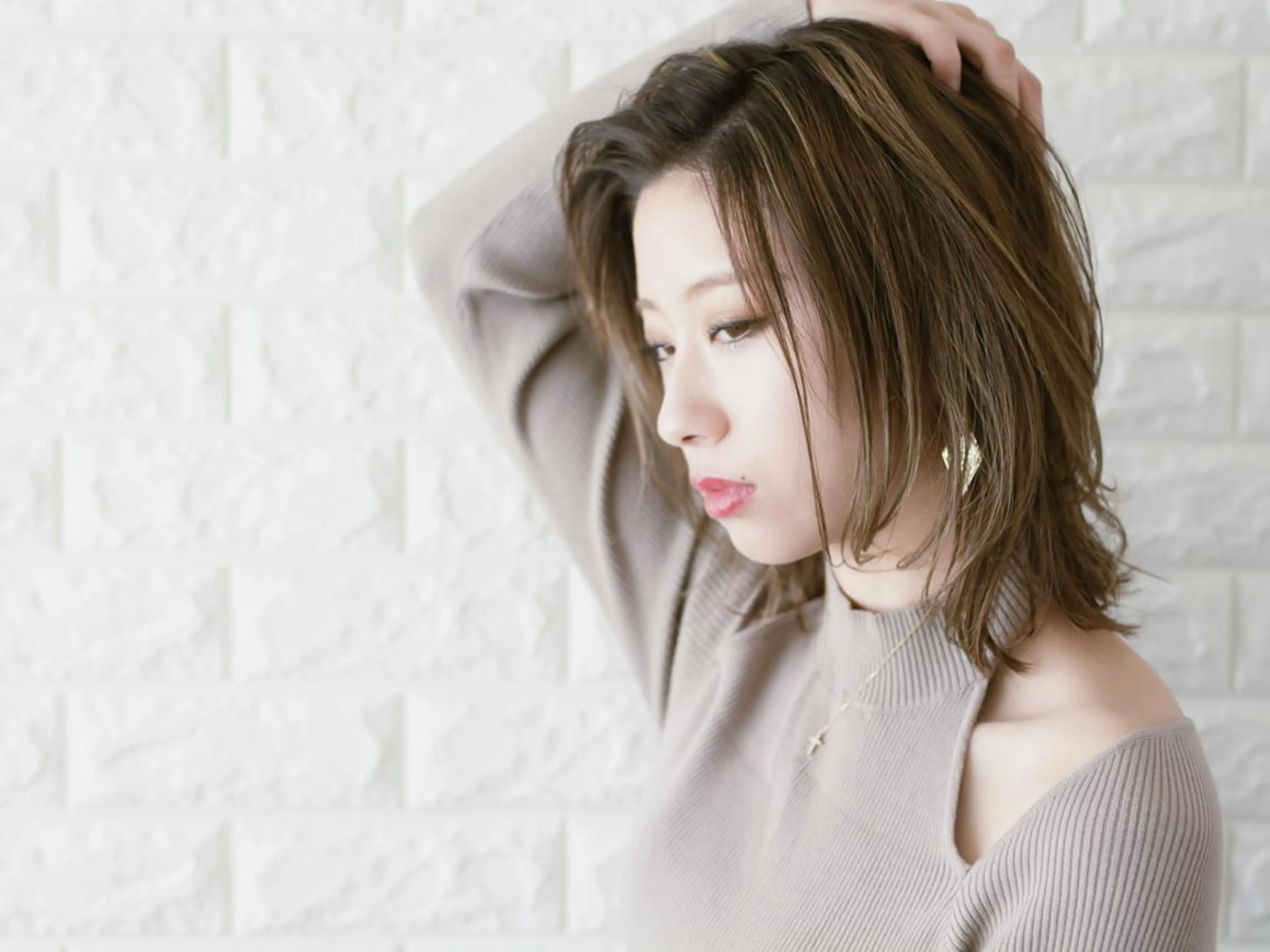 ミディアム カラー ショートボブ ベージュカラー ブルーカラー ブルージュ グレージュ 撮影モデル 斉藤 正敏のその他イメージ