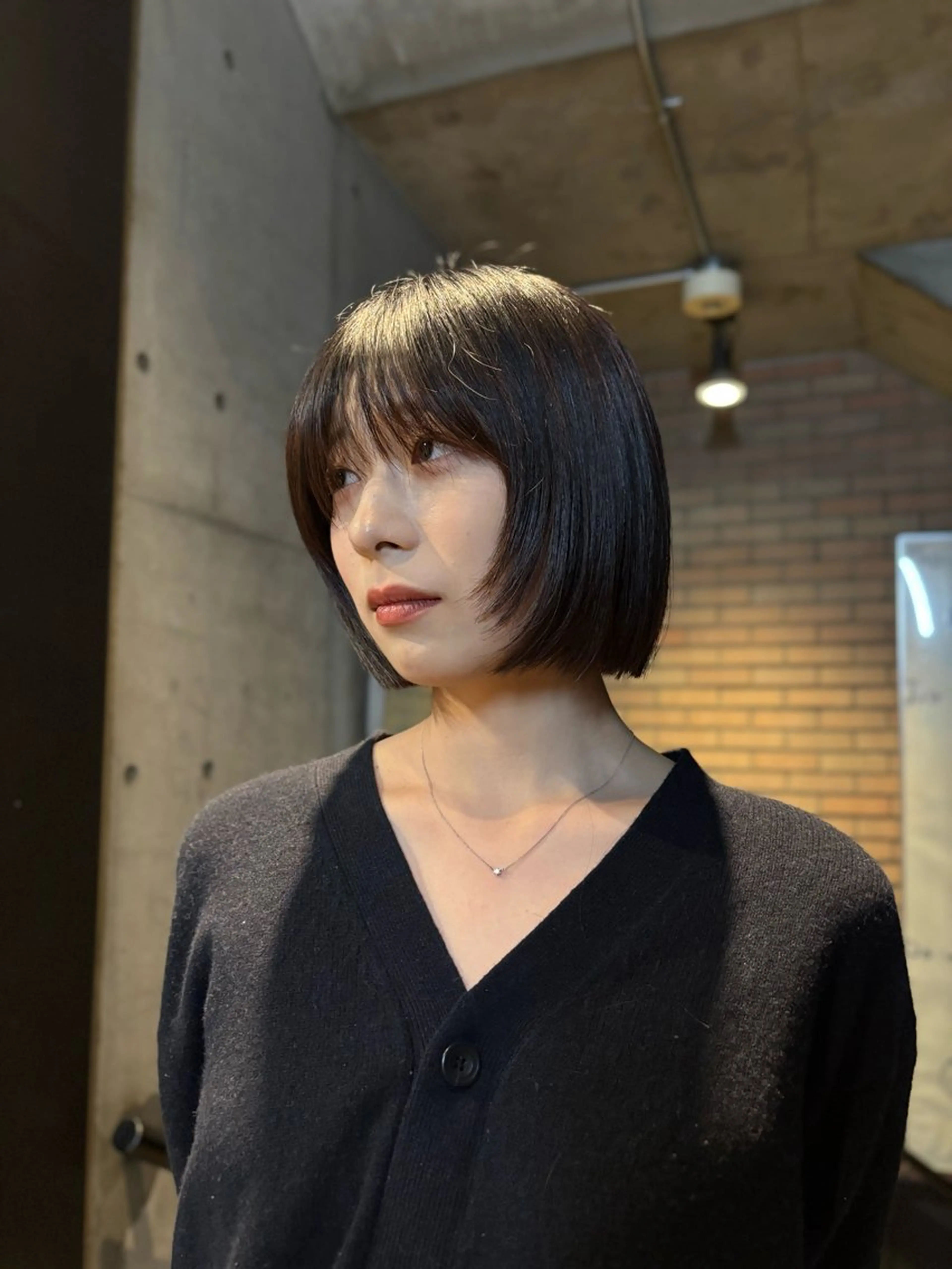 ショート ボブ 顔まわりレイヤー レイヤーカット 小顔カット 関端 優希のヘアスタイル