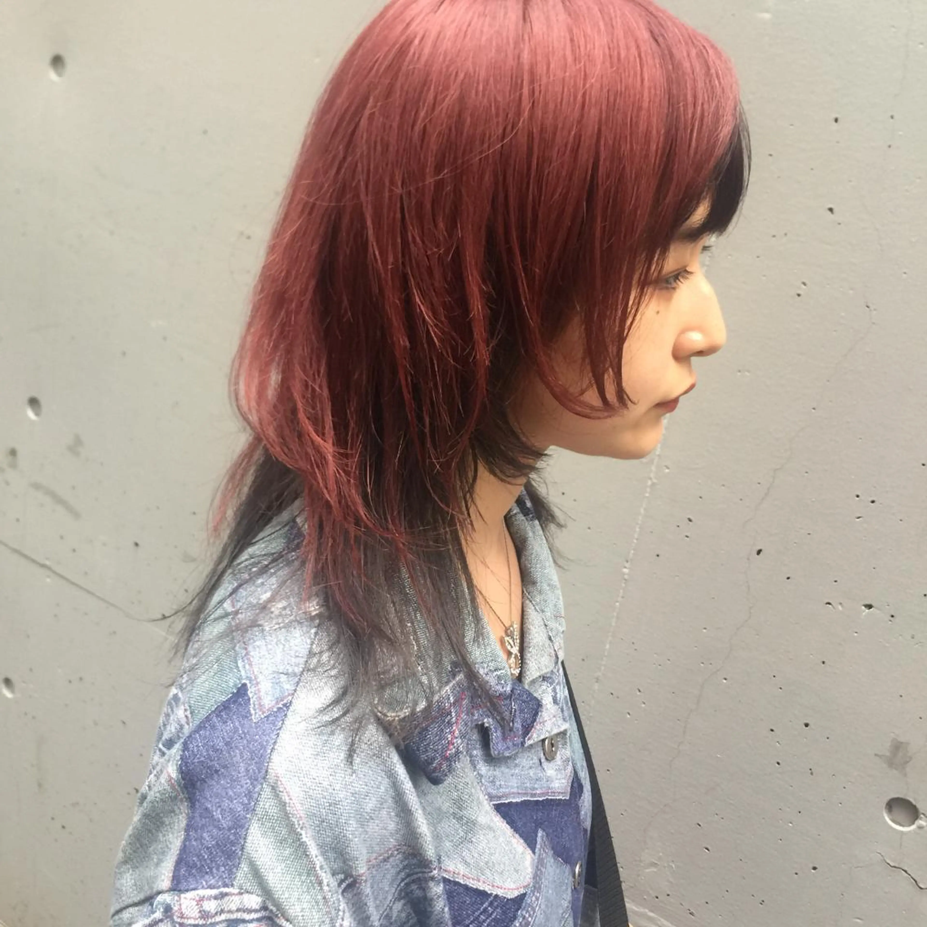 ミディアム パーマ ウルフカット ホワイト&レイヤーカ ットエクステ長畠俊輔のヘアスタイル