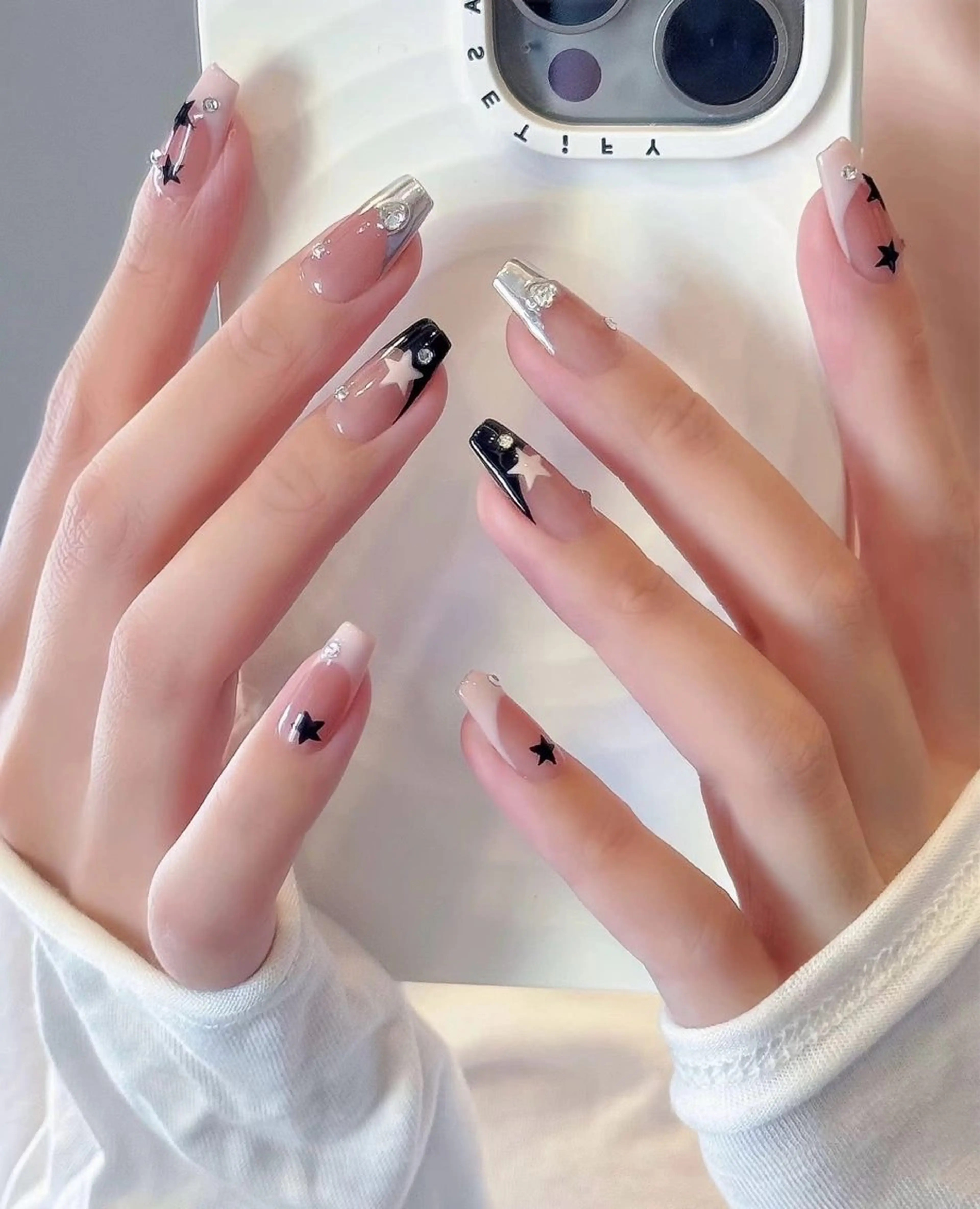 ネイル ハンドネイル トウイ チャンのネイルデザイン