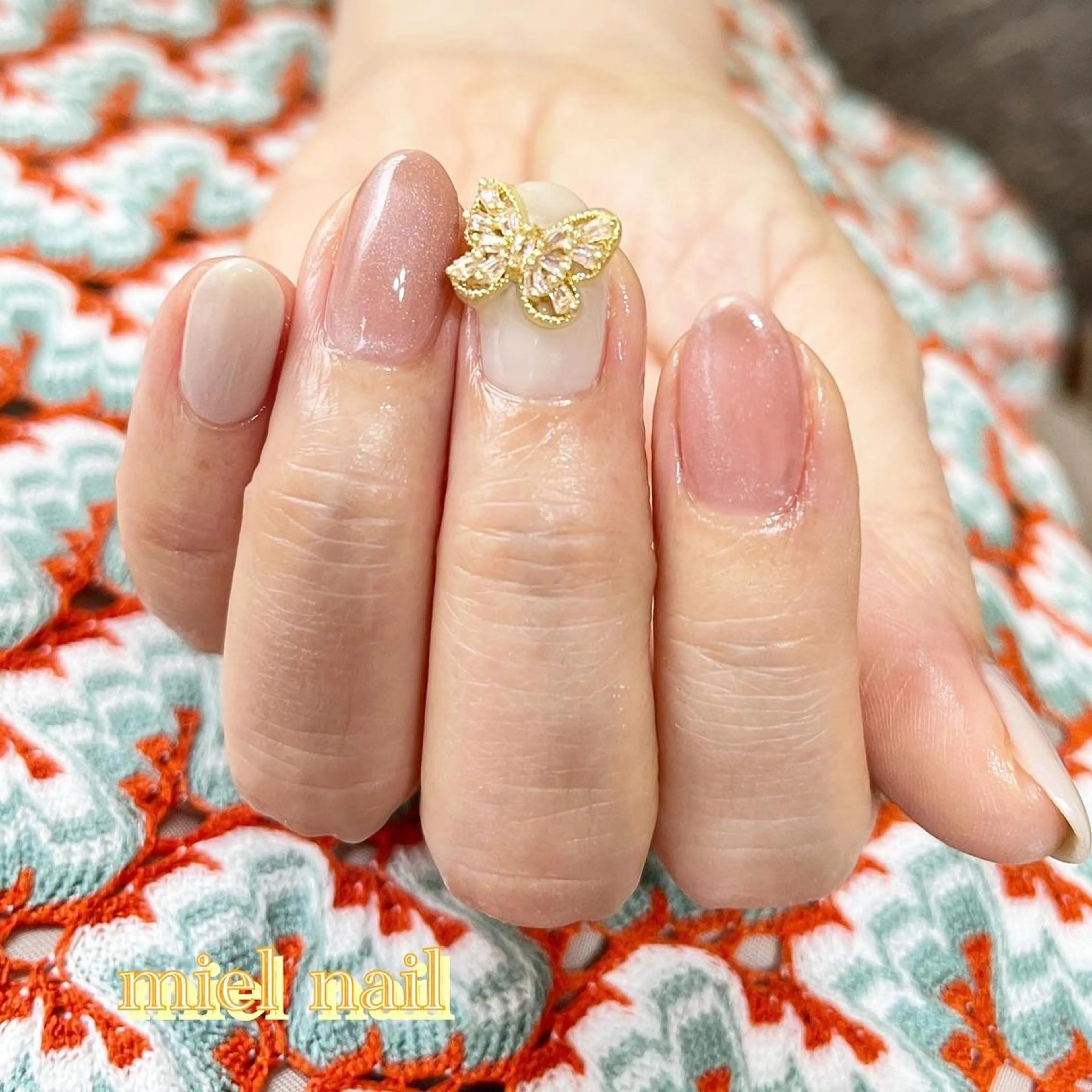 ネイル マグネットネイル ワンカラーネイル ハンドネイル miel nailのネイルデザイン