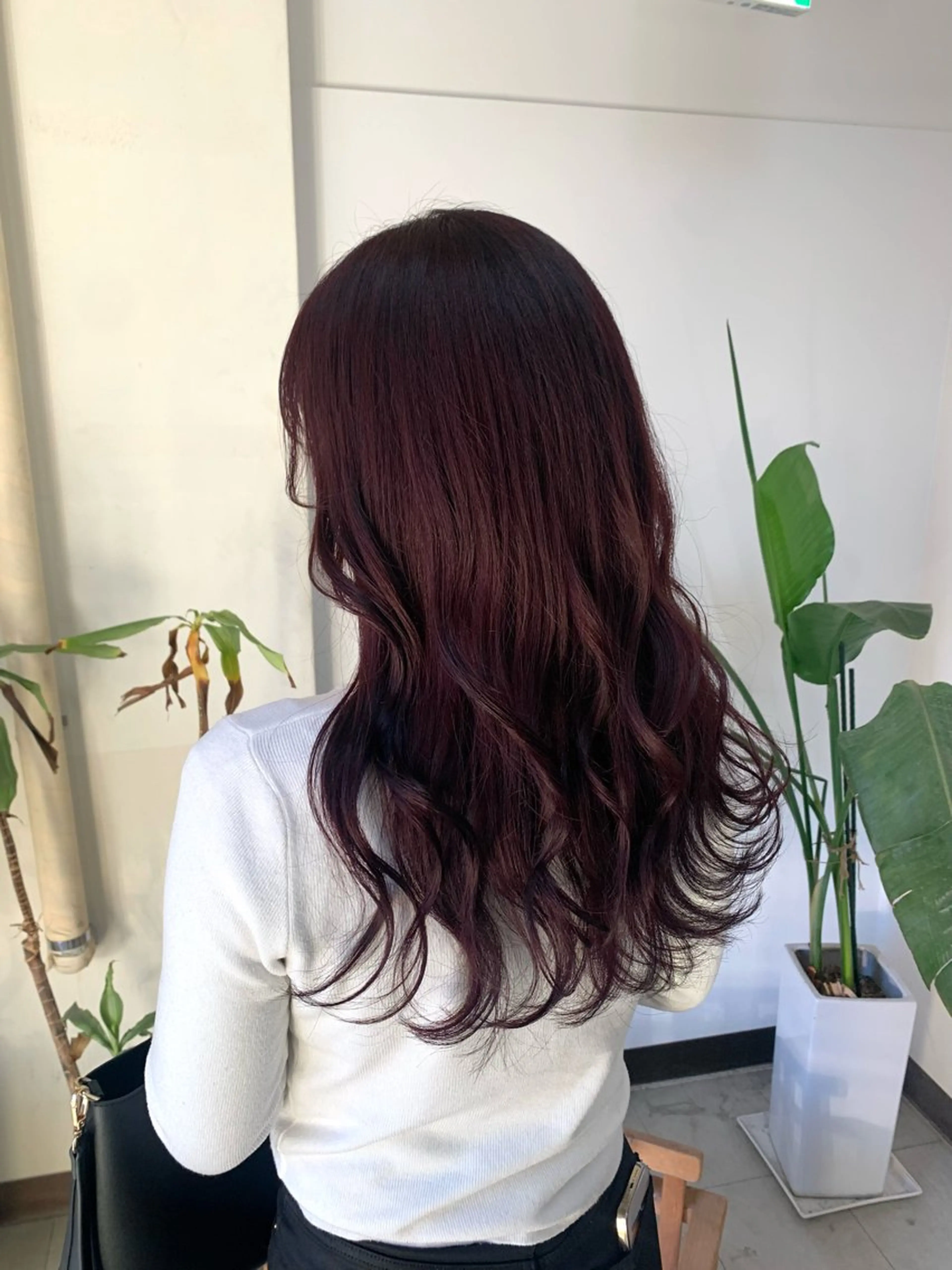 ロング カット ヘアカラー 透明感カラー wacoのヘアスタイル