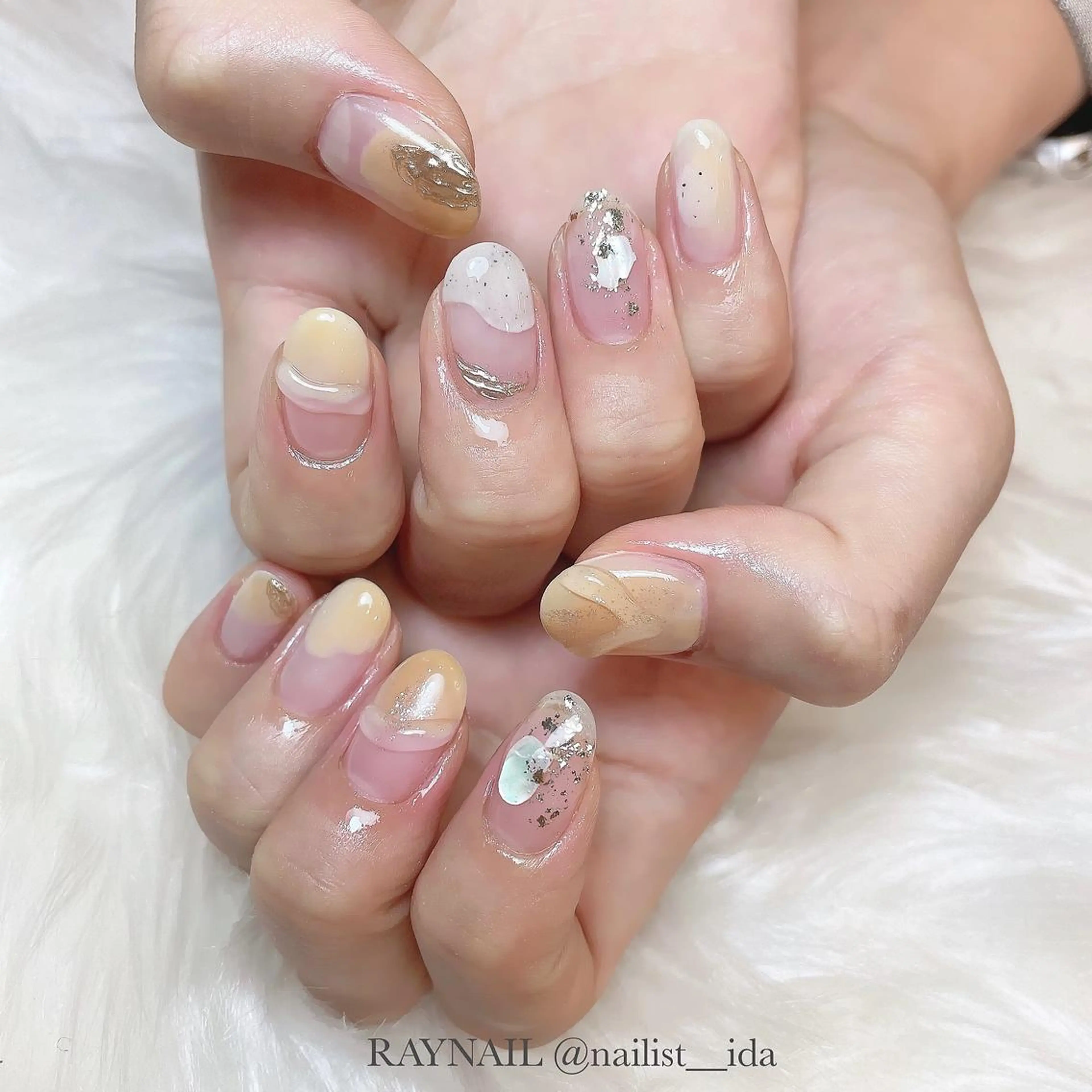 ネイル ニュアンスネイル Arowa 伊田のネイルデザイン