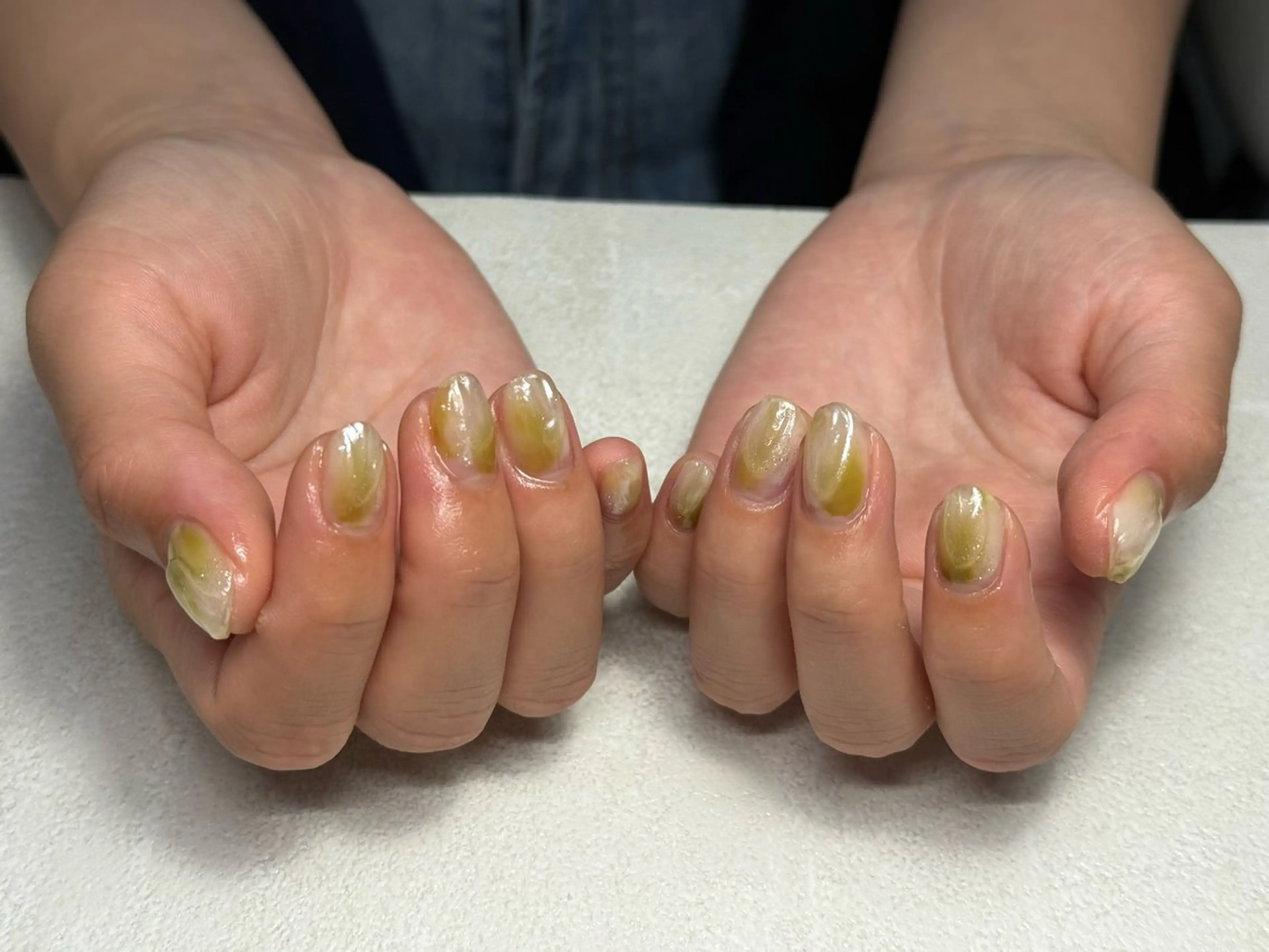 ネイル アートネイル 韓国ネイル マグネットネイル ニュアンスネイル シンプルネイル MAO /  香椎 / フィルイン対応のネイルデザイン