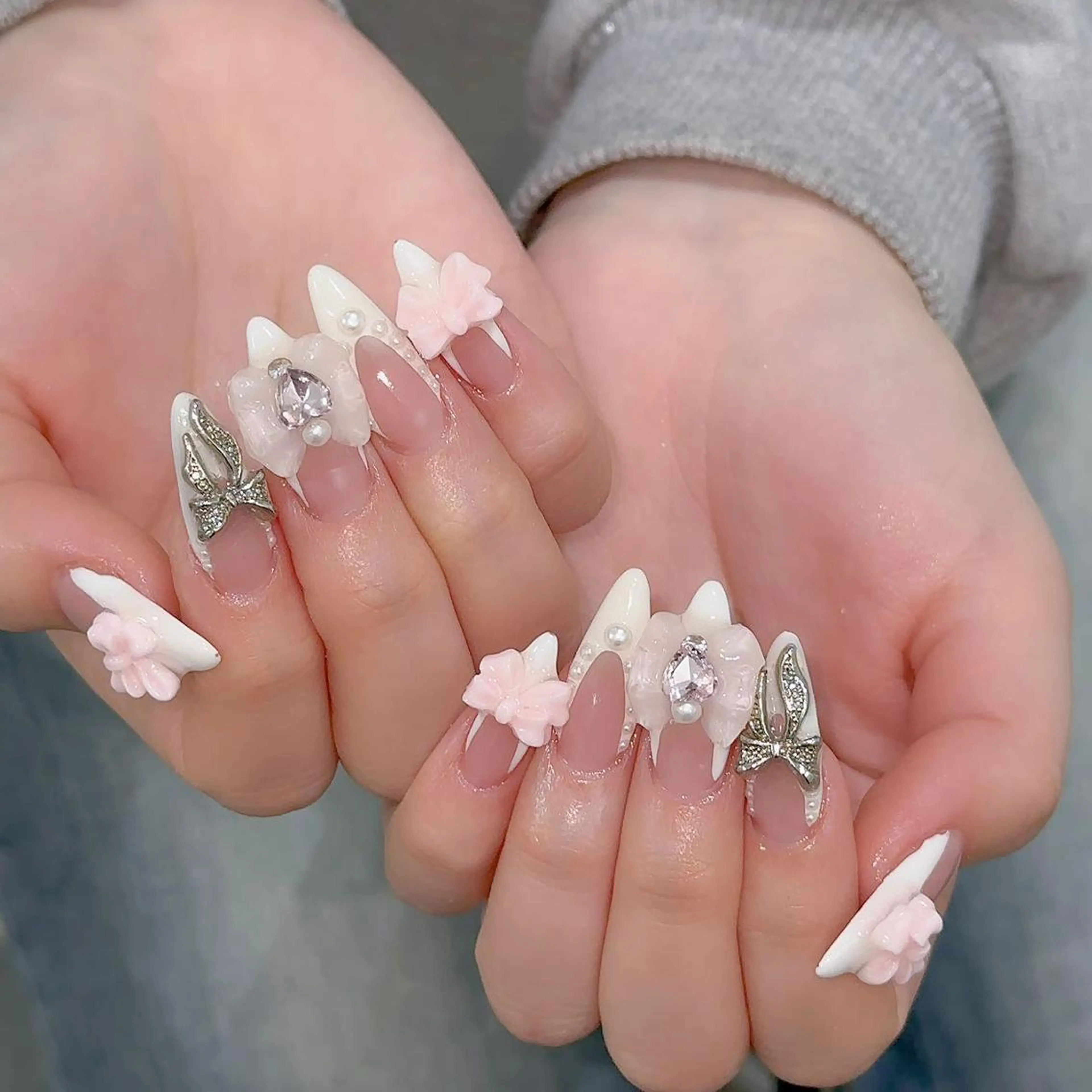 ネイル ハンドネイル Queens momoのネイルデザイン