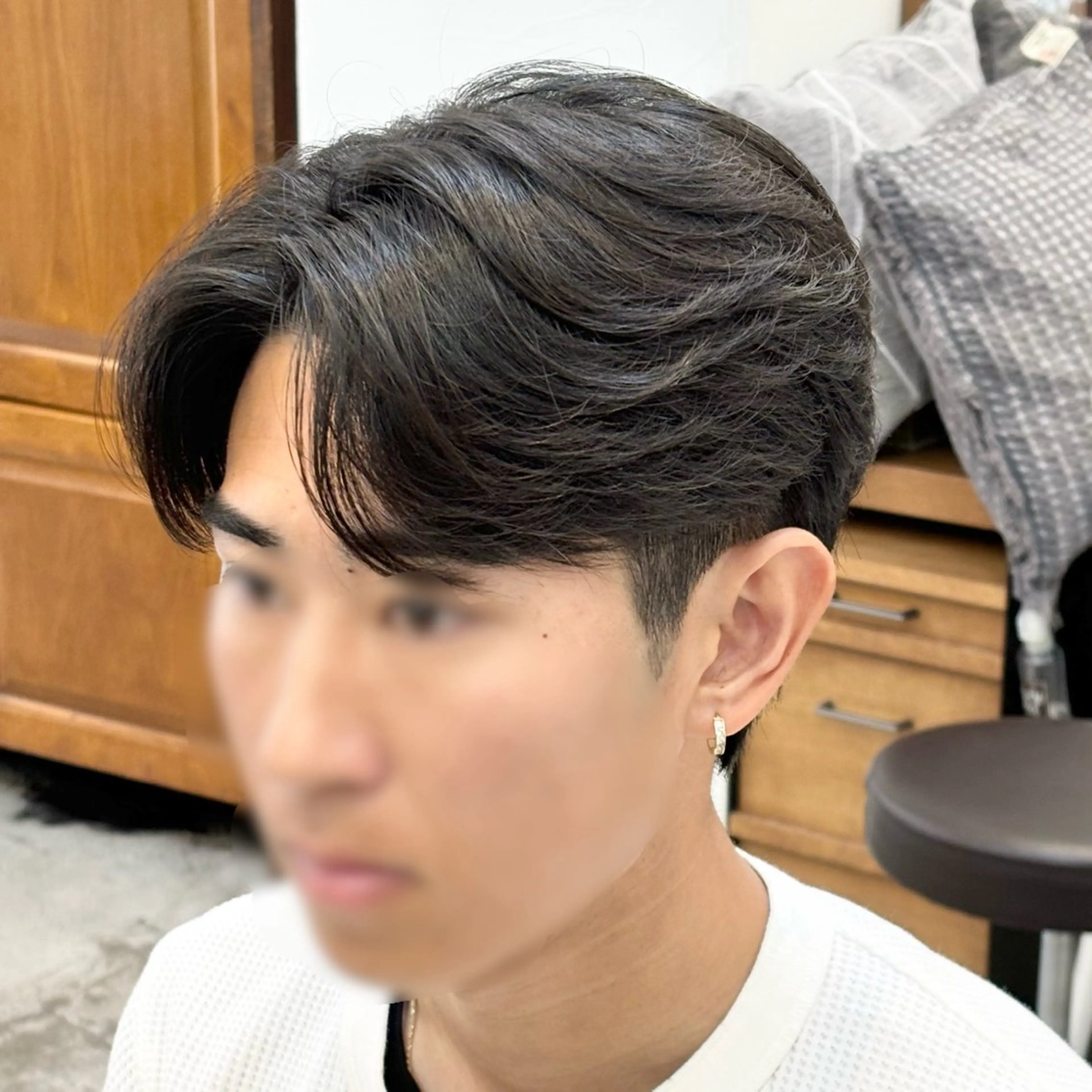 パーマ メンズ センターパート カルマパーマ メンズパーマ ニュアンスパーマ カット パーマ Vicke所属・メンズ専門/韓国風 ❤️‍🔥吉野あいかのヘアスタイル