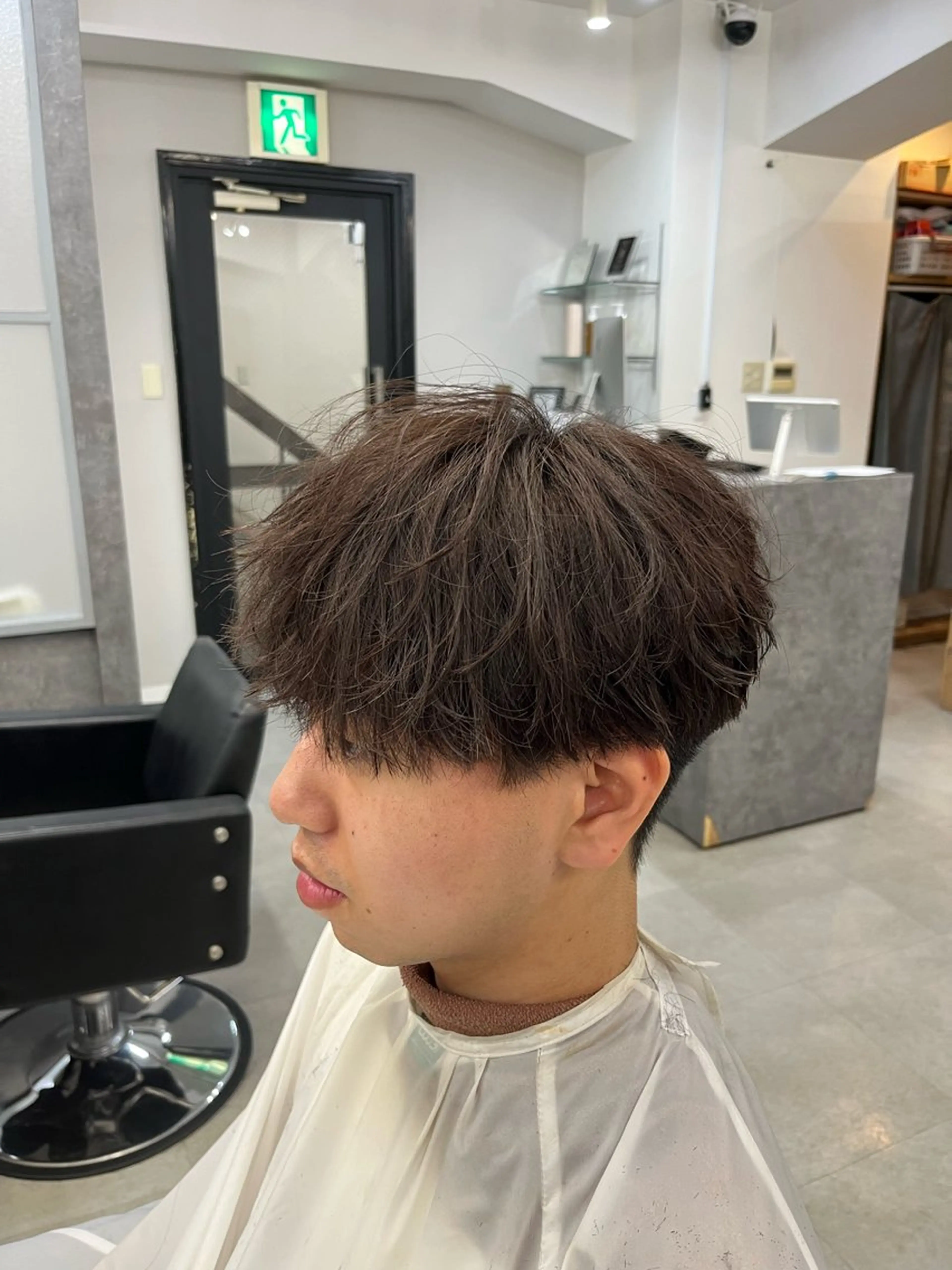 ミディアム カマタ ハルキのヘアスタイル