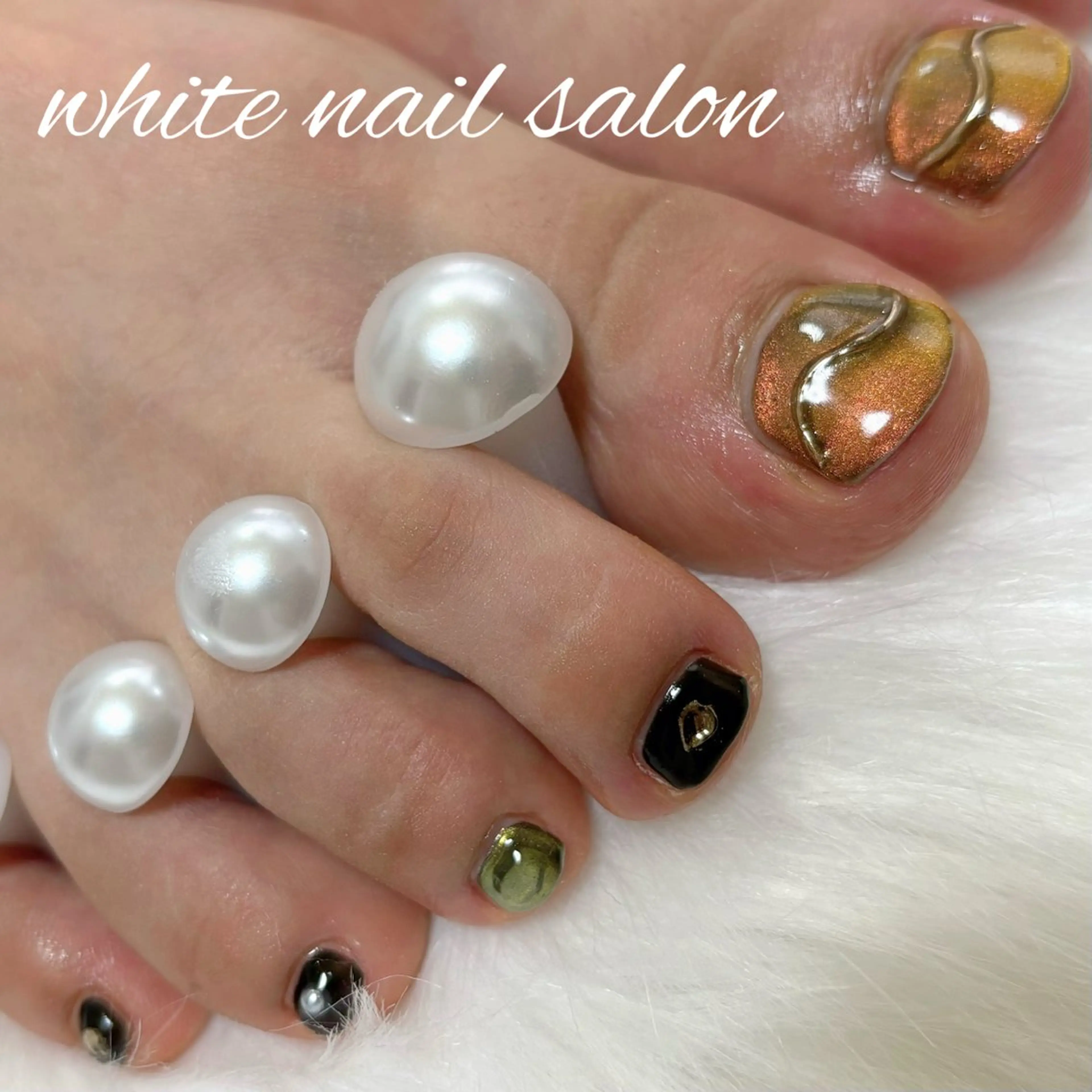 ネイル ホワイト フットネイル white nail salonのネイルデザイン