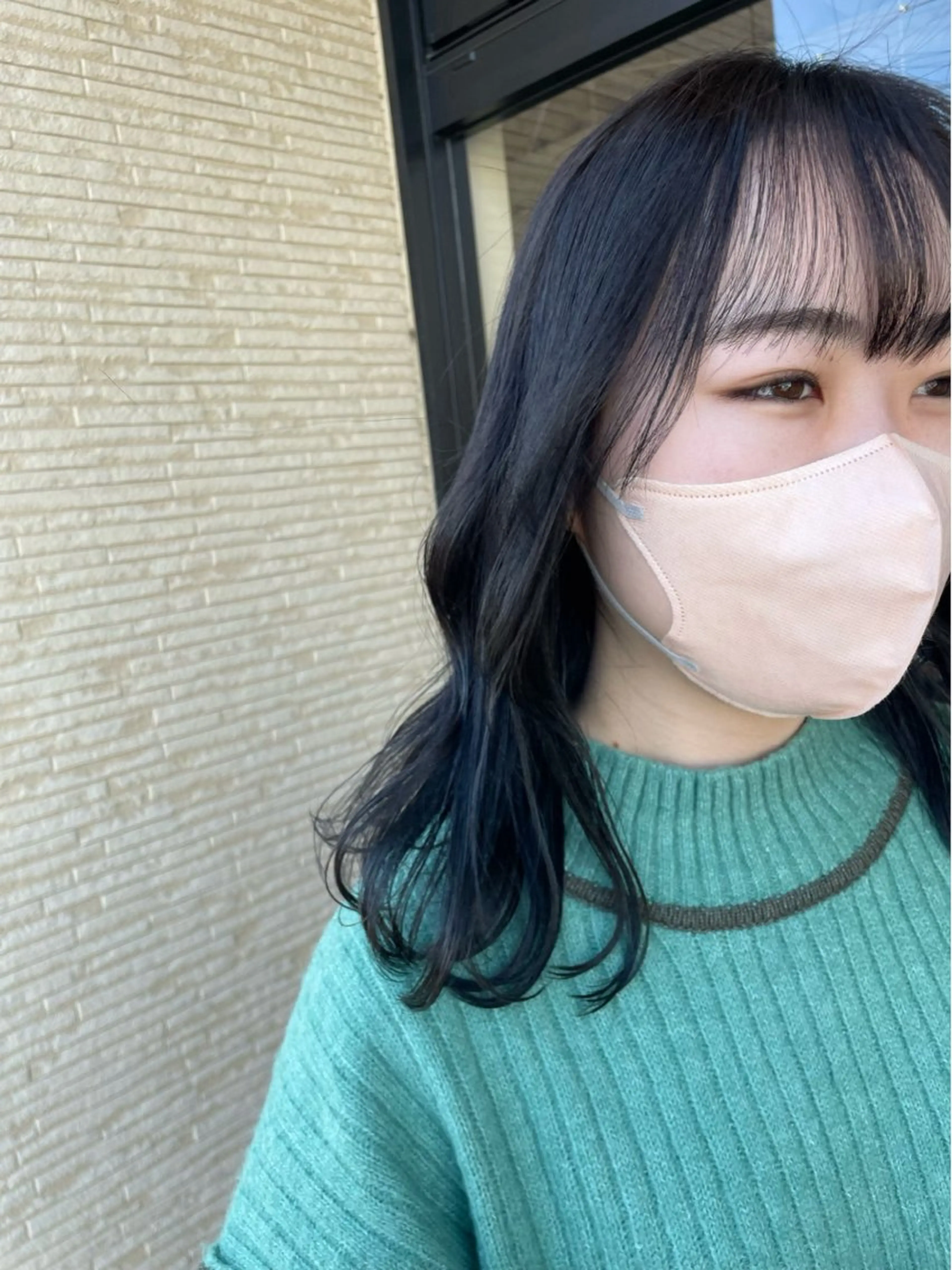 カラー 黒髪 ブルーカラー ブルーブラック 透明感カラー 小久保 里紗のヘアスタイル