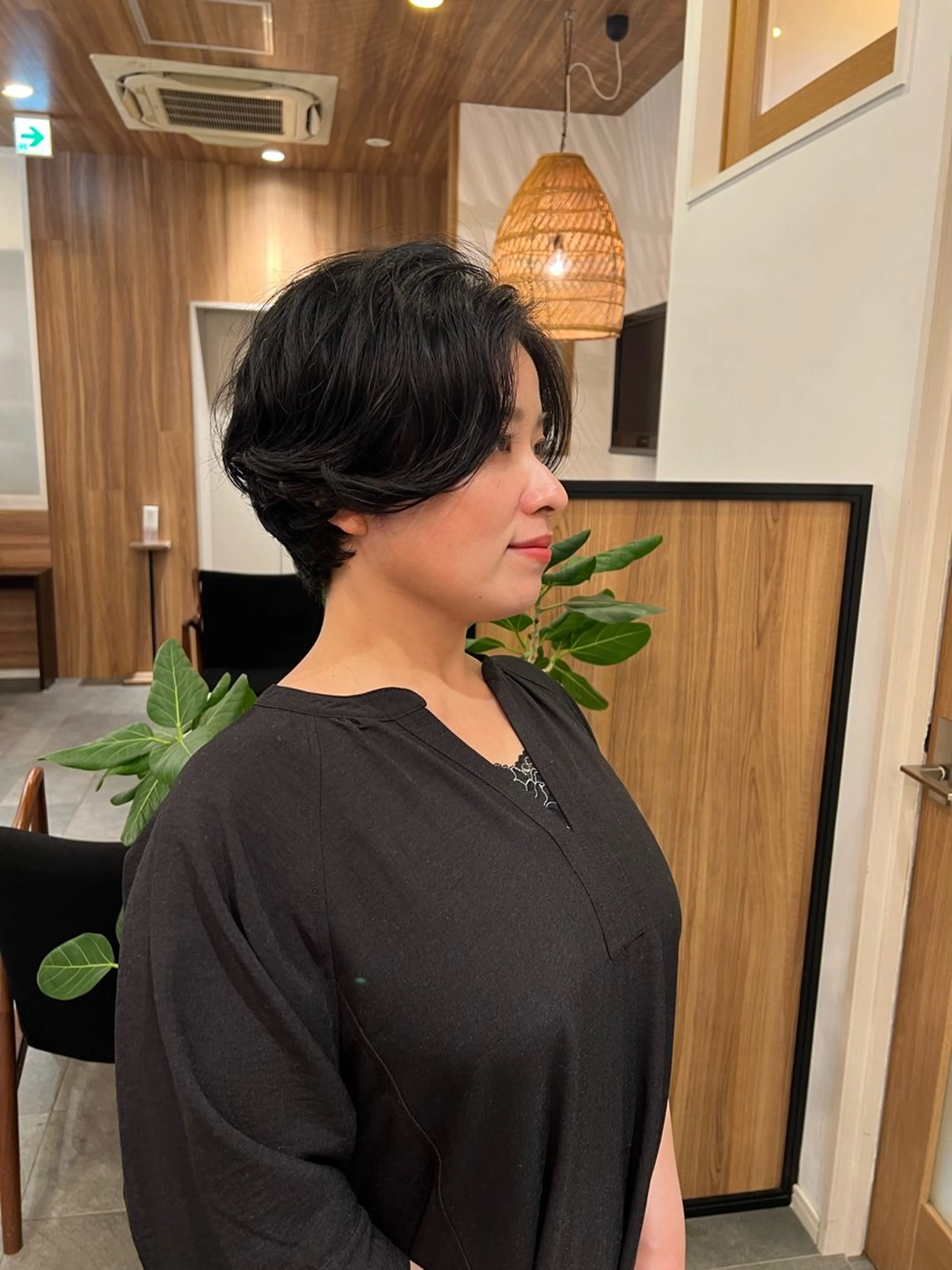 ショート パーマ 岸田 佳祐のヘアスタイル