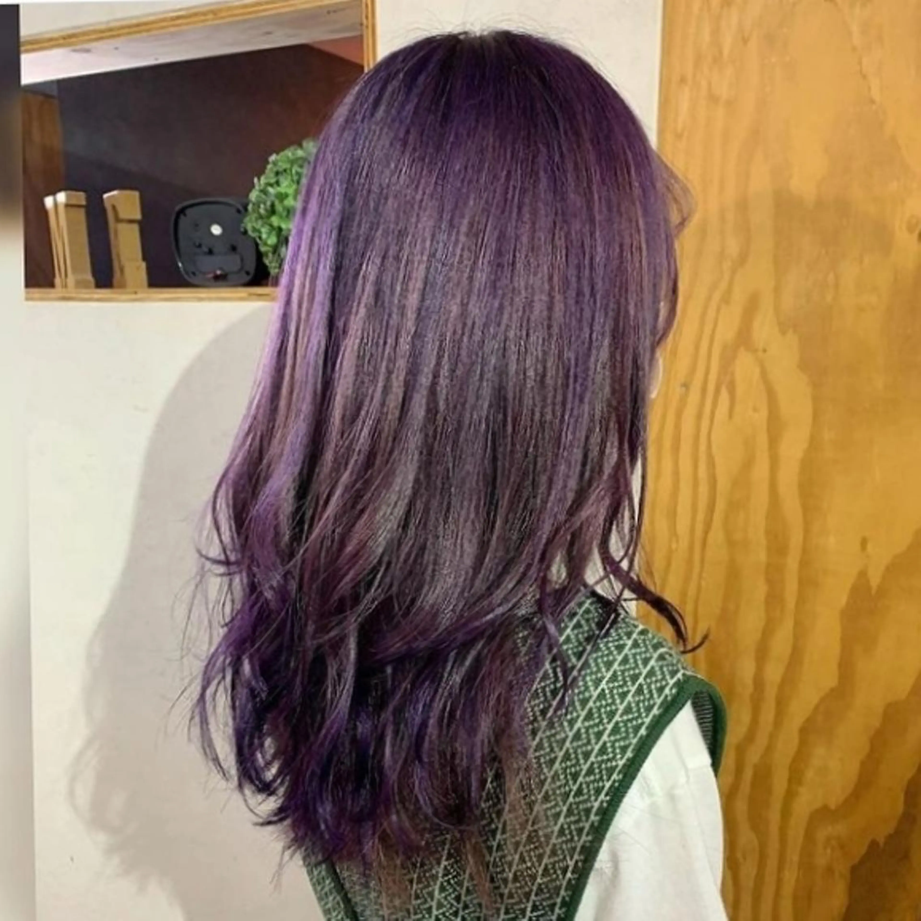 ロング カラー ブリーチ ケアブリーチ パープルカラー カット ヘアカラー トリートメント 🔳髪質改善🔳 岡本陽のヘアスタイル