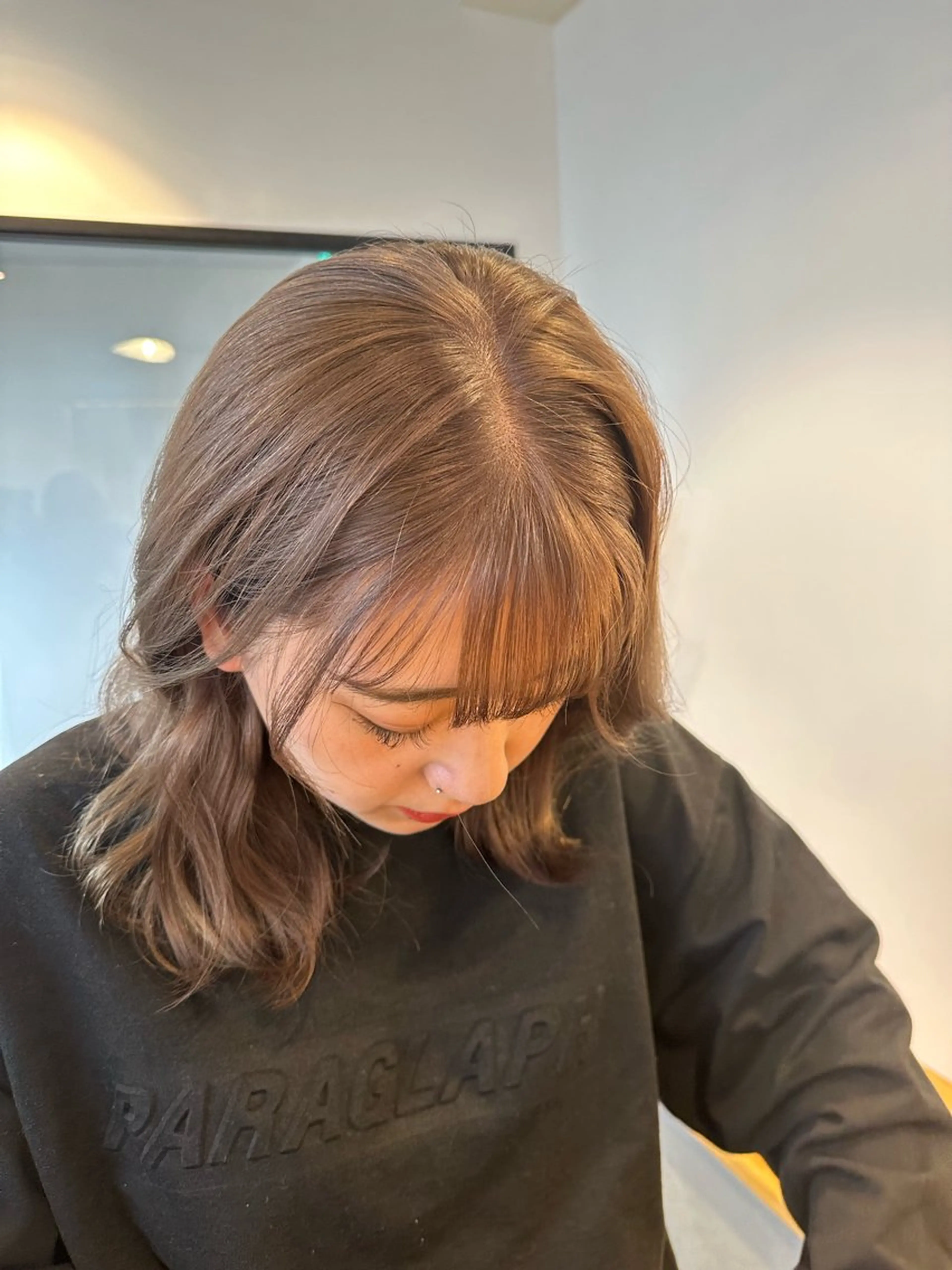 ミディアム カラー yuika .のヘアスタイル