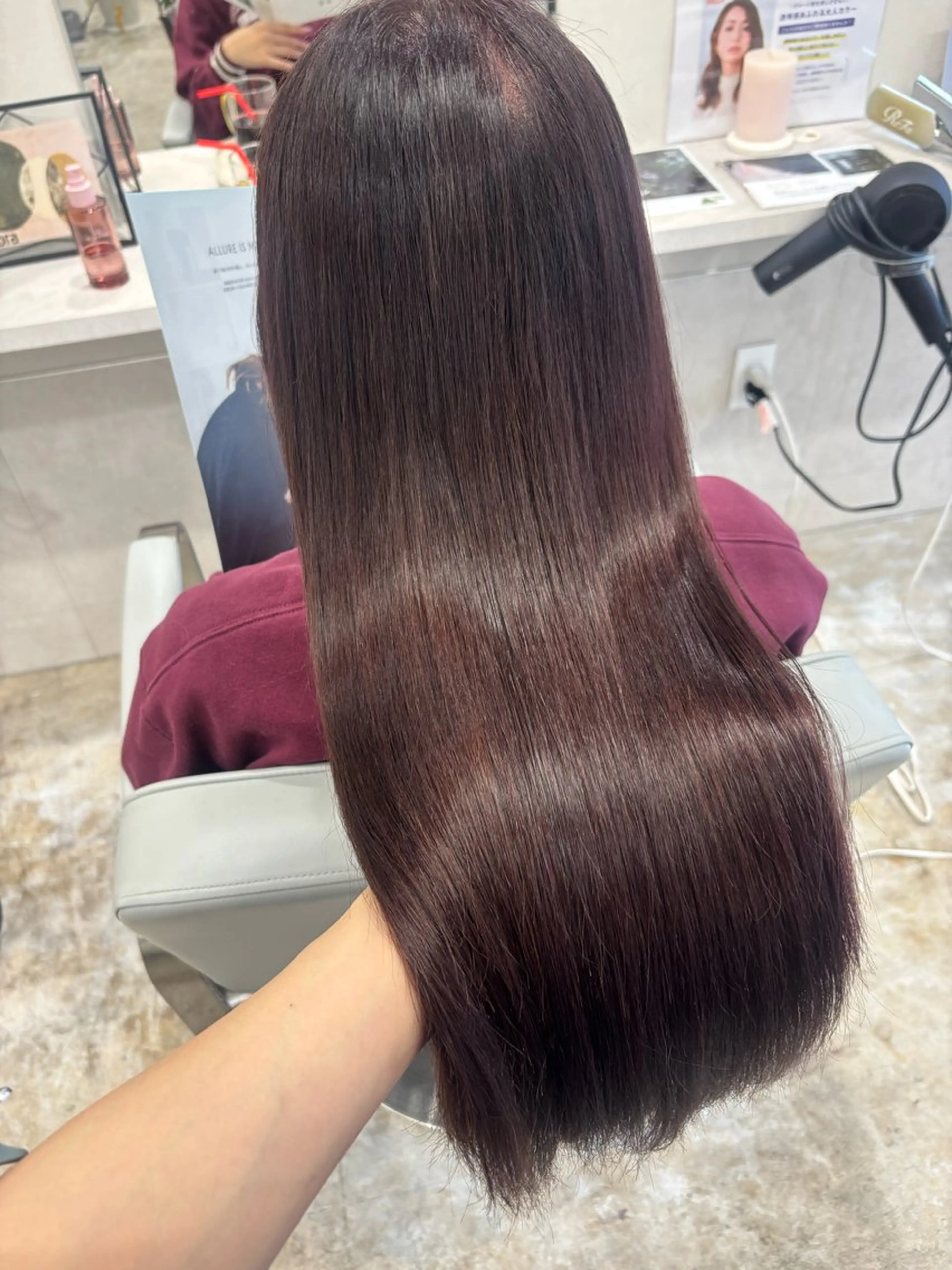 ロング カラー カット ヘアカラー トリートメント makoto⌇レイヤ ー⌇艶カラー🍒‎のヘアスタイル