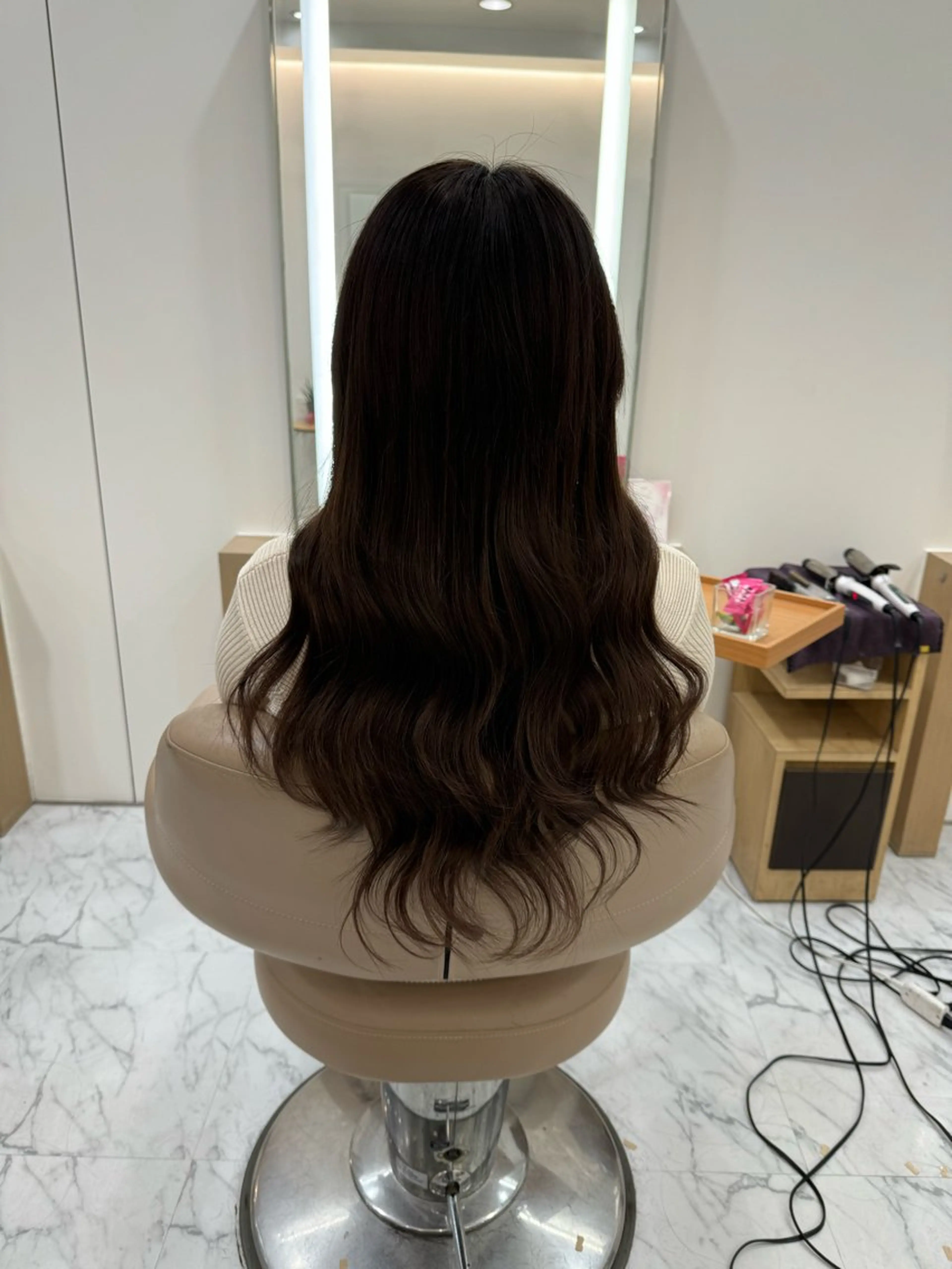 セミロング シールエクステ エクステ 濱川響太レディース カットモデルのヘアスタイル