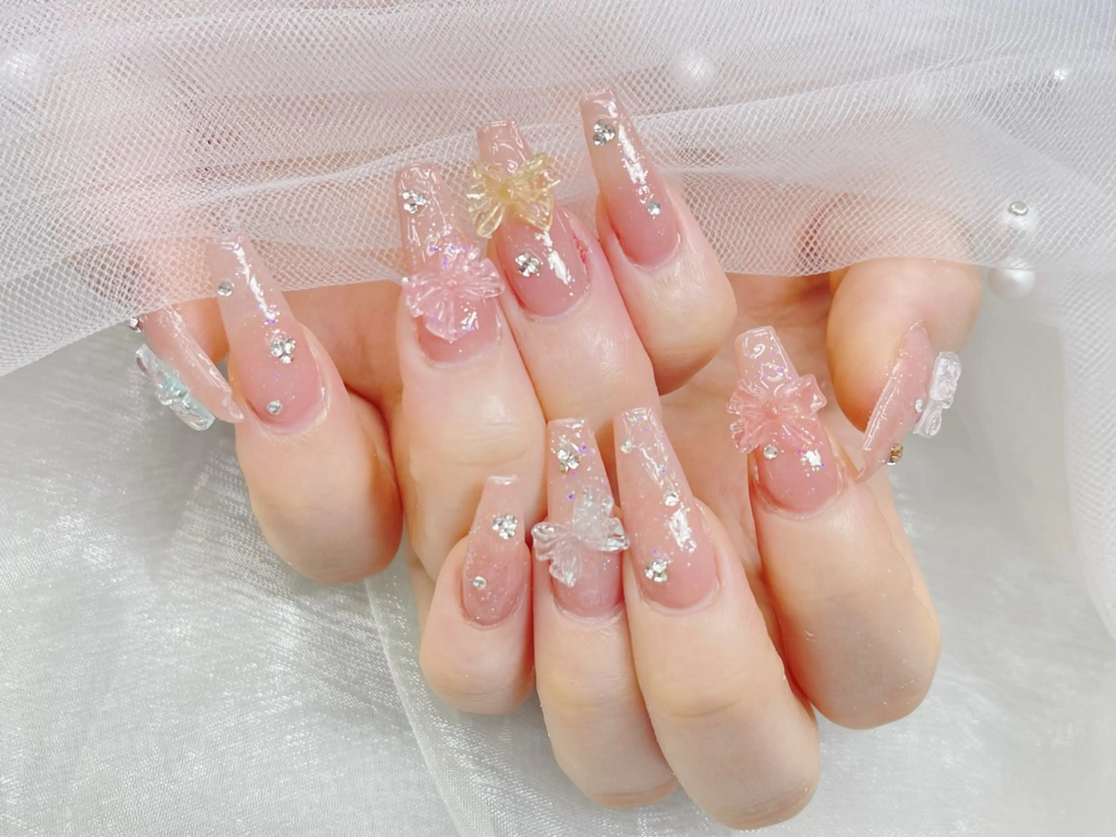 メンズ ネイル メンズ韓国風 アートネイル フレンチネイル ジェルネイル キラキラネイル ハンドネイル Bloom スカルプ専門店のネイルデザイン