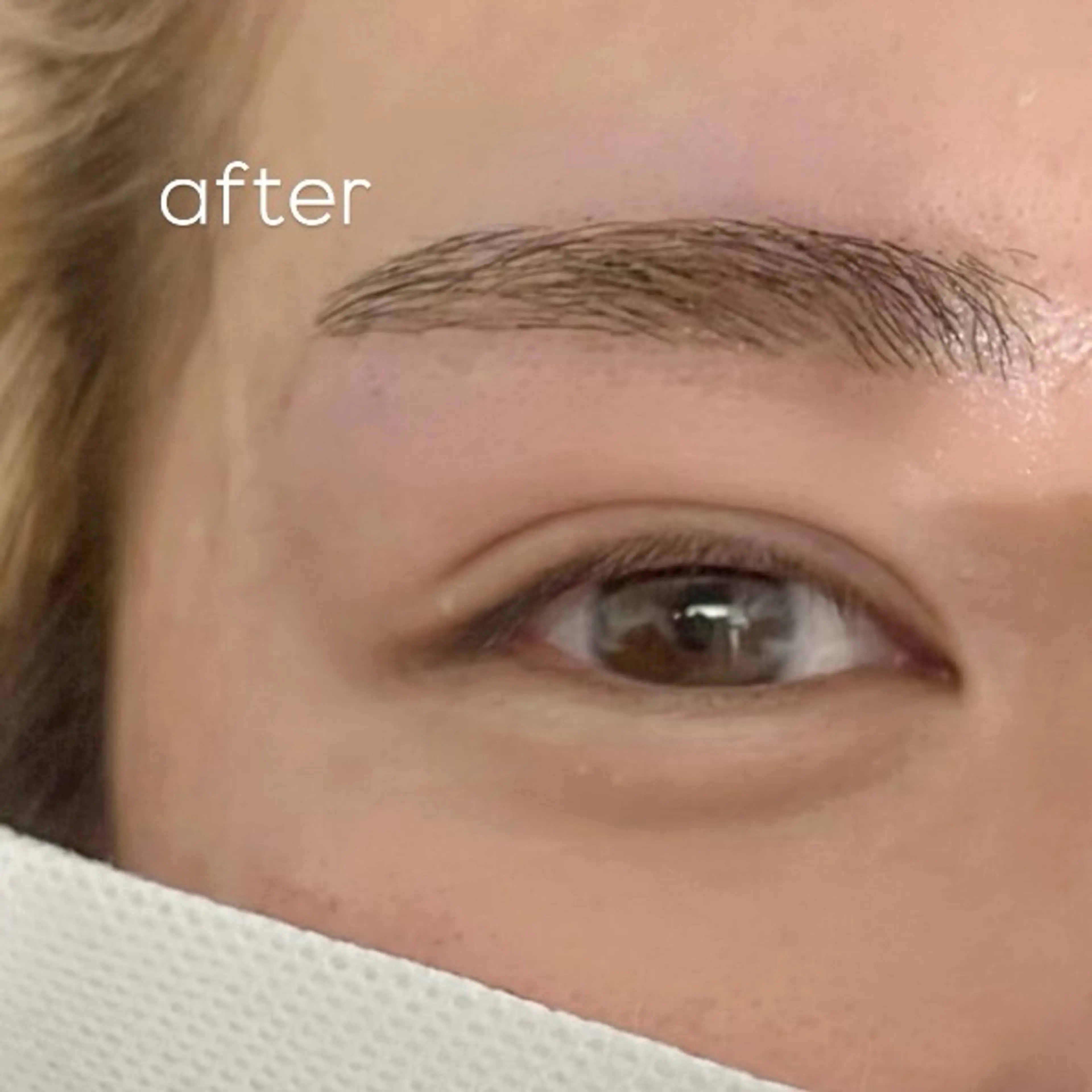 アイブロウ 秋田 乃衣の眉毛・アイブロウイメージ