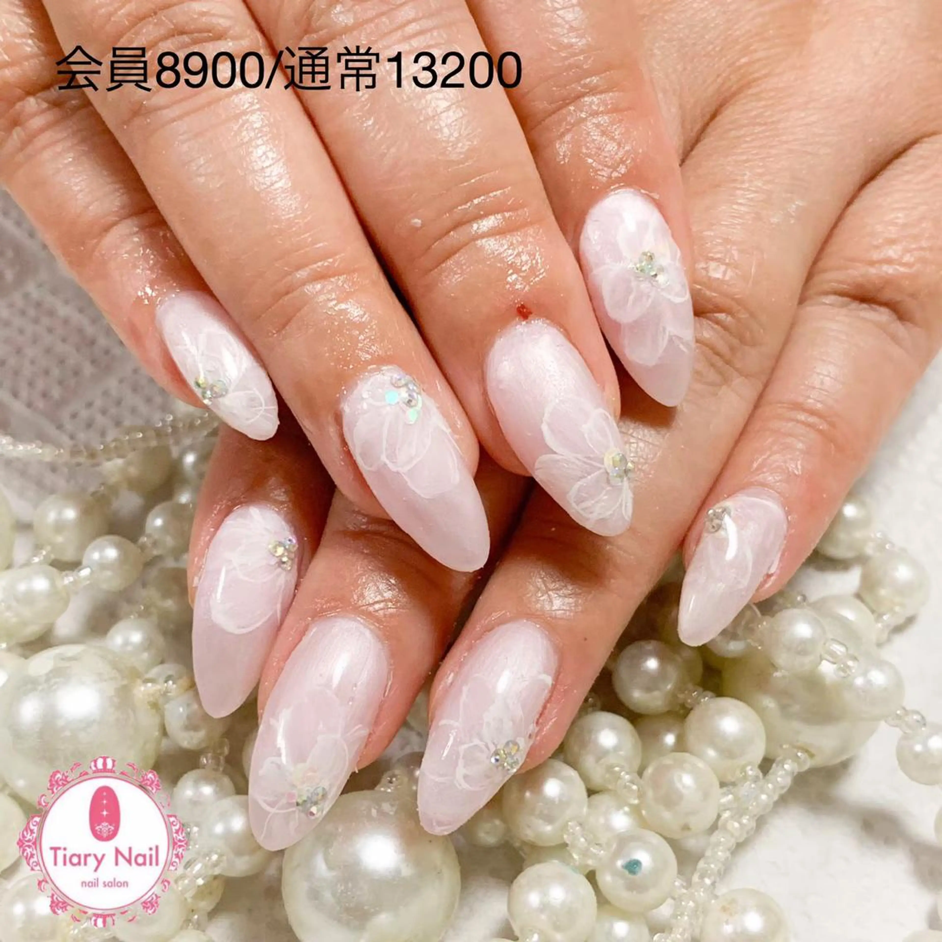 ネイル 💗🪽Tiary Nail🪽💗のネイルデザイン