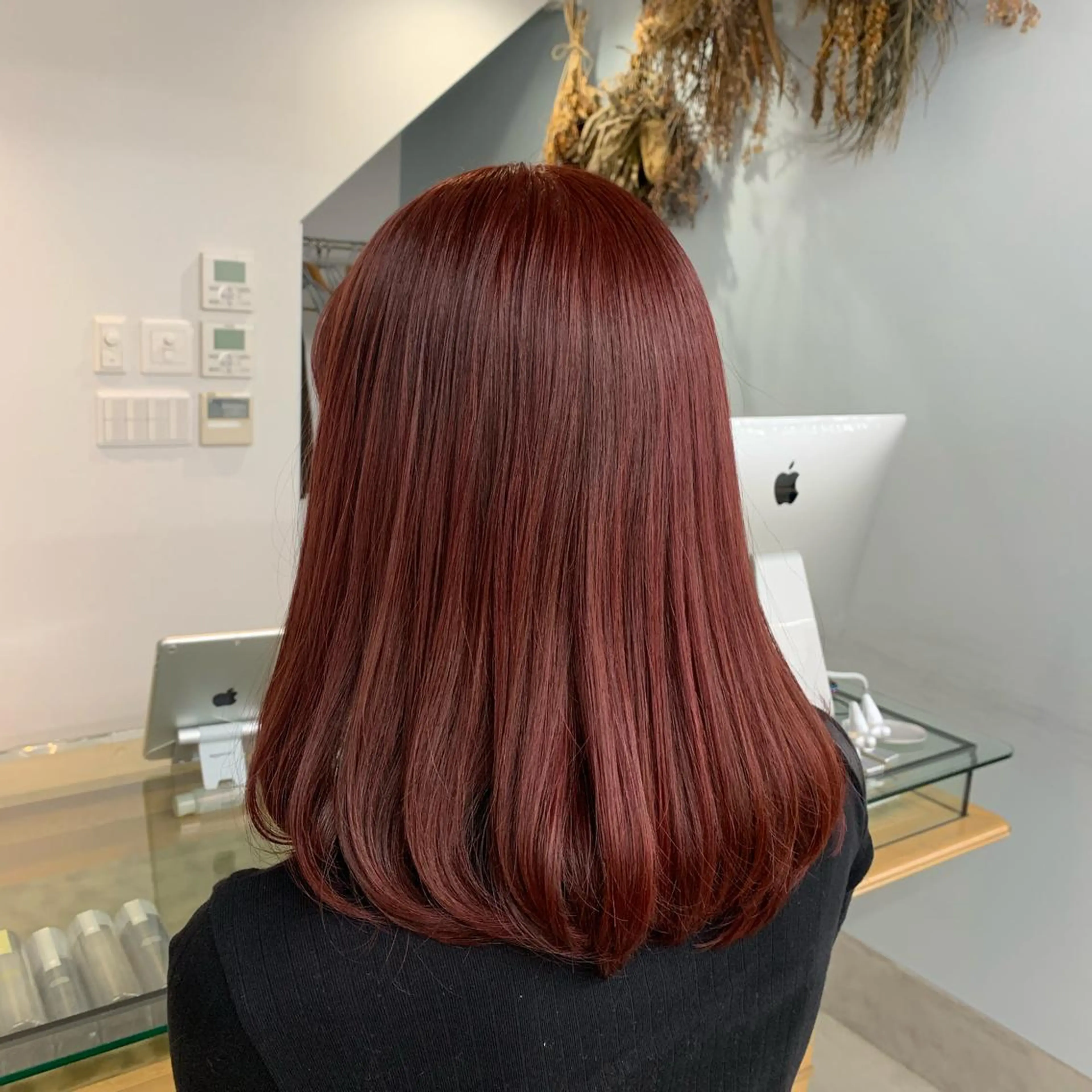 セミロング カラー ヘアアレンジ Flamme Annaのヘアスタイル