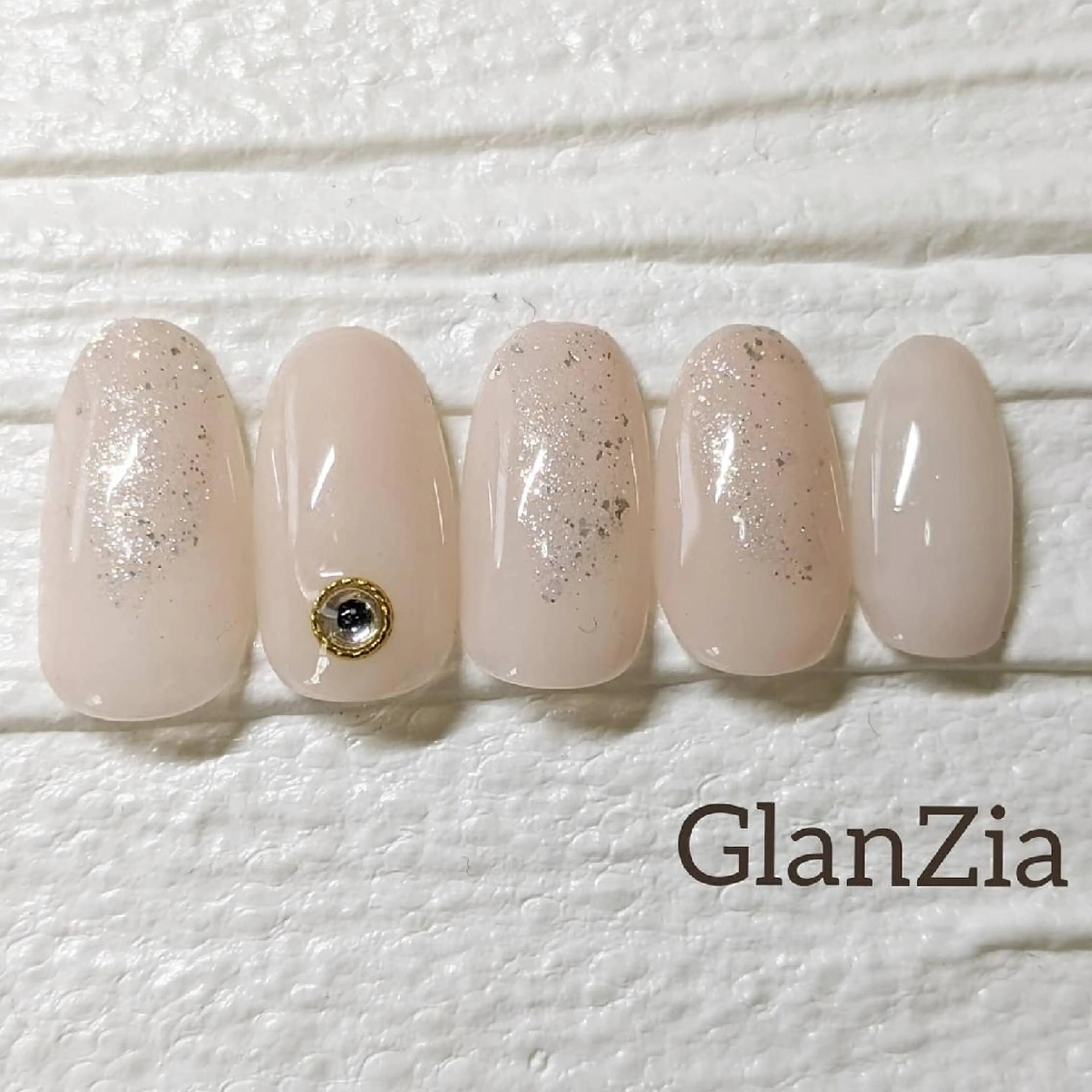 【20％オフ/他店オフ無料】毎月変わる定額シンプルA　¥7150→¥5720～の写真