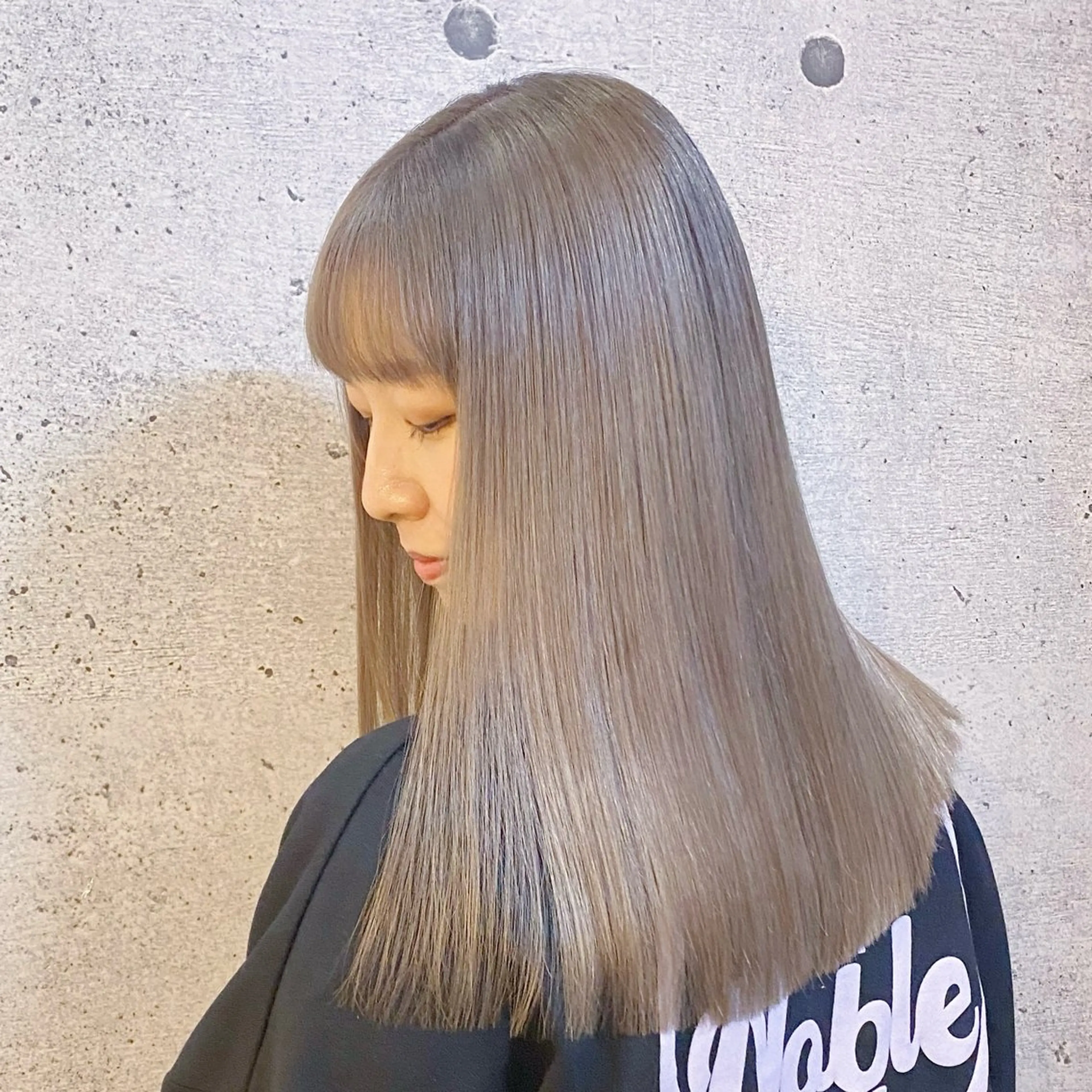 セミロング カラー ダブルカラー 髪質改善 トリートメント カット ヘアカラー トリートメント 久保 敏之のヘアスタイル