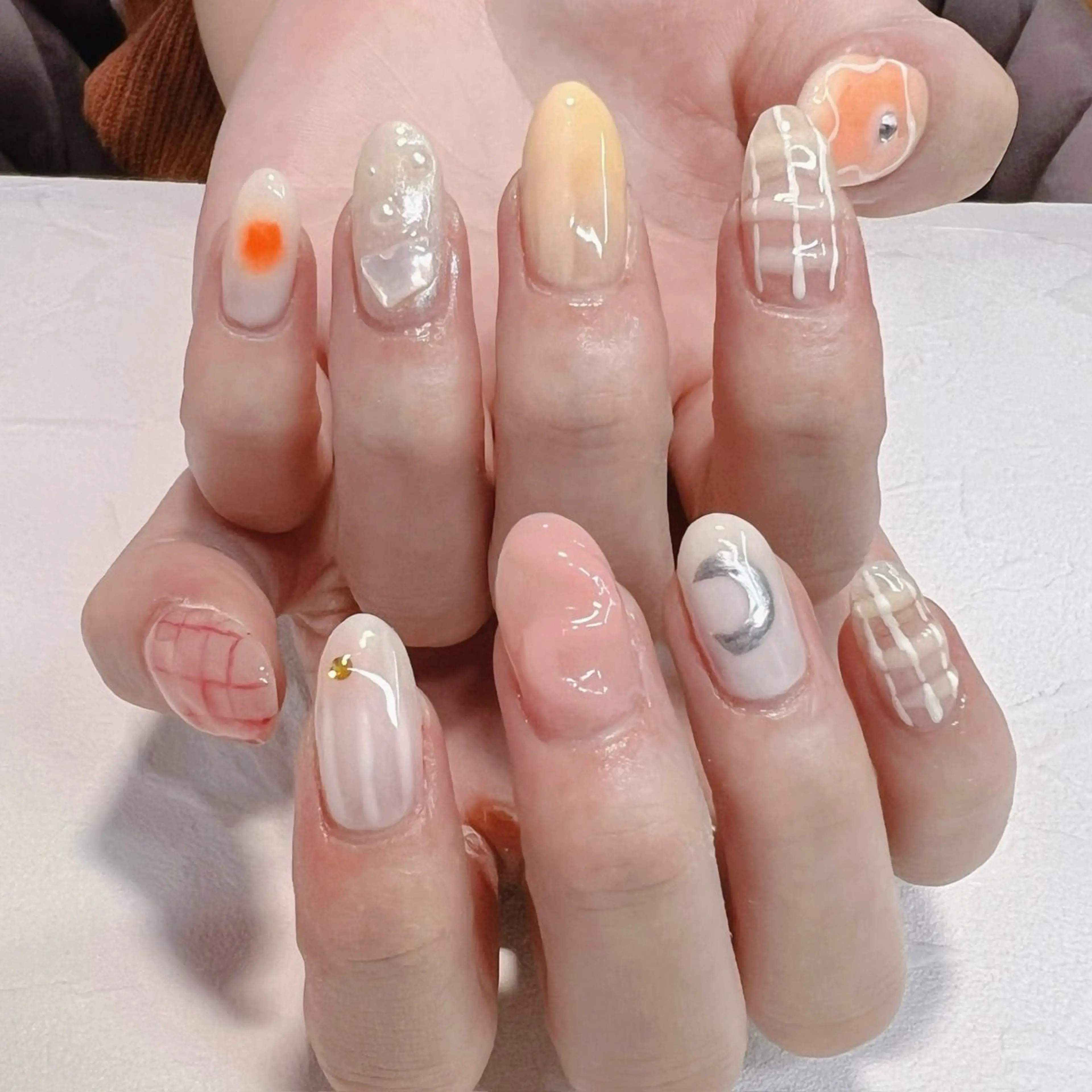 ネイル 持ち込み RIEKO🍒 ワンホン♡推しネイルのネイルデザイン