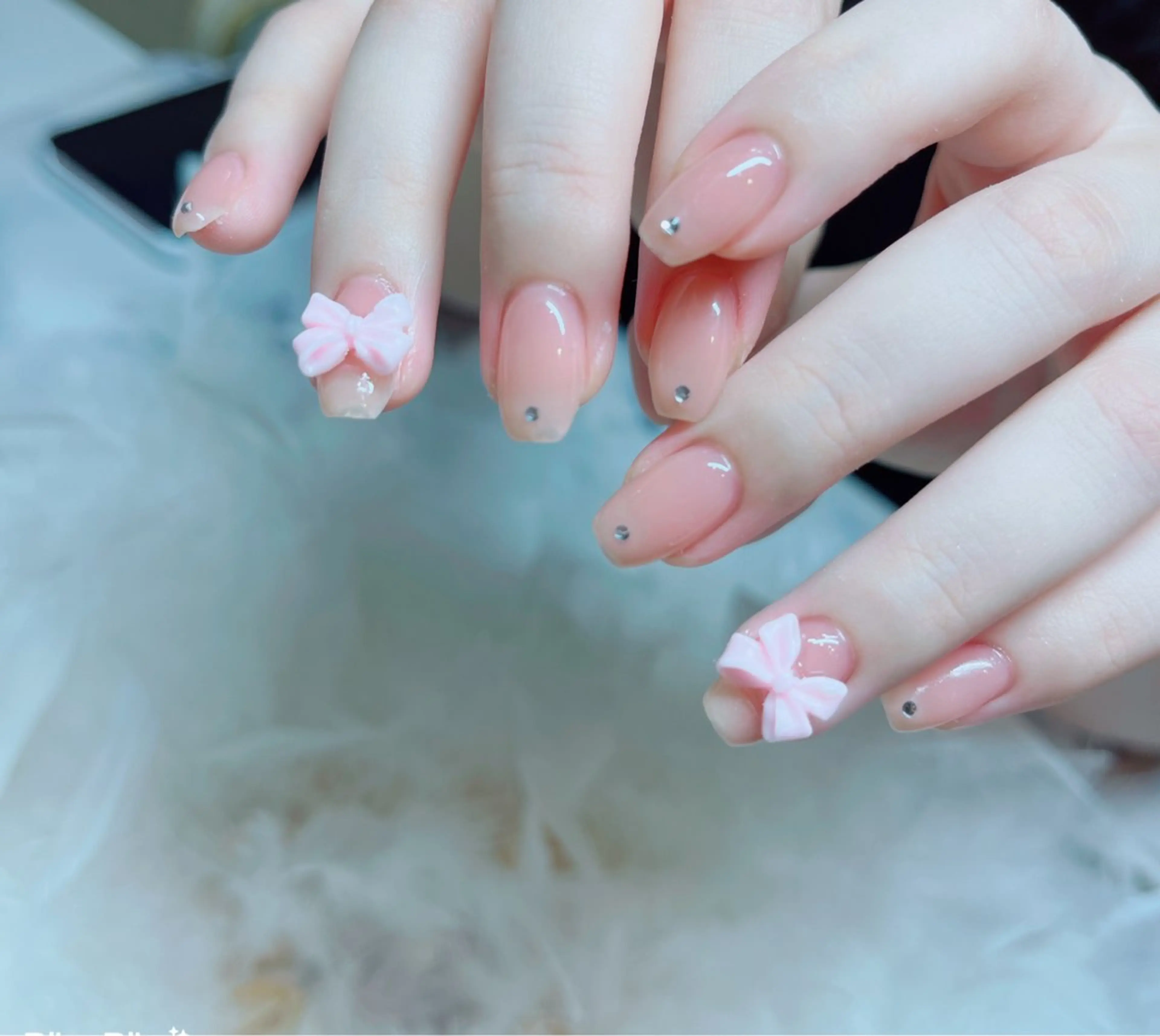 ネイル リボン ハンドネイル Floria nail salonのネイルデザイン