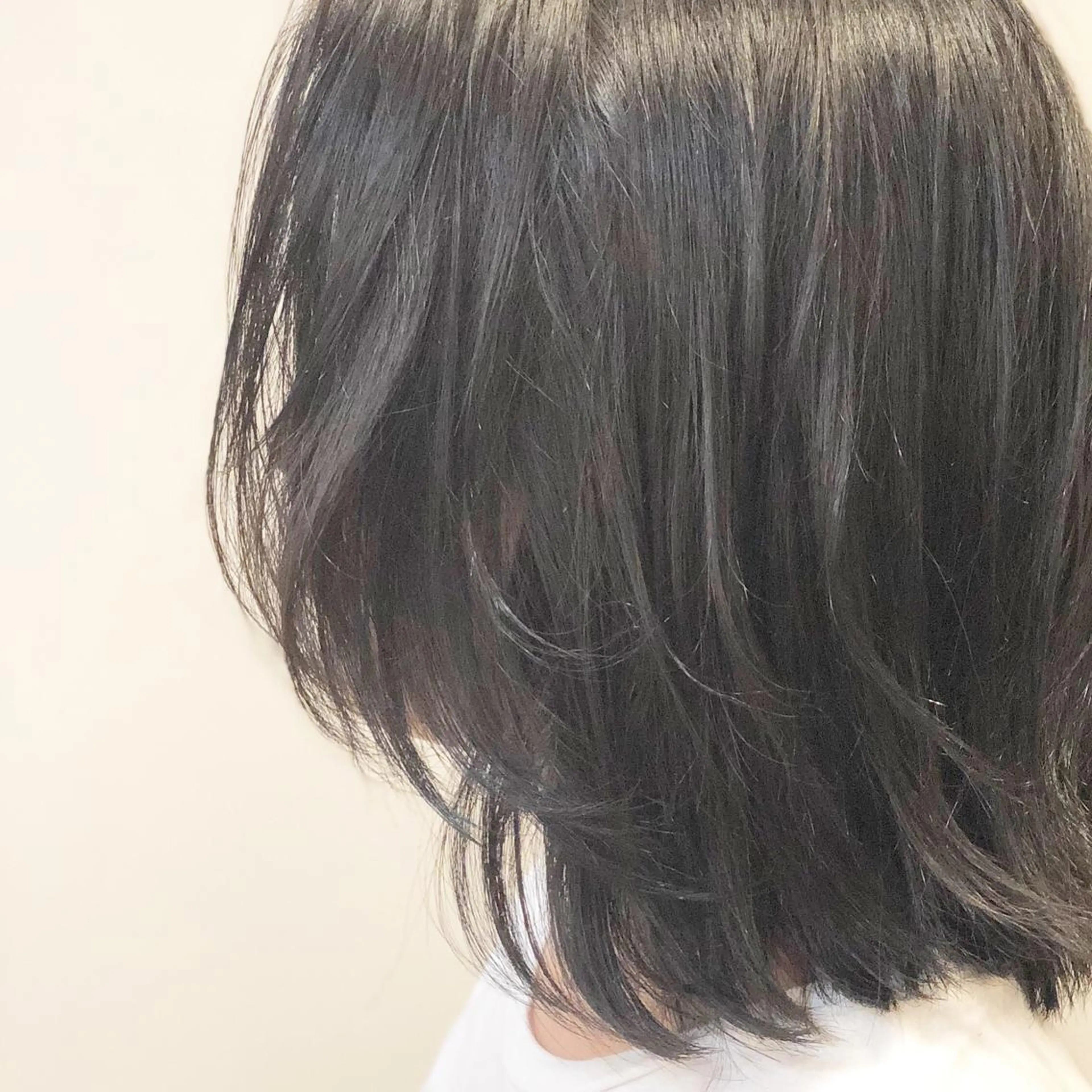 ミディアム MAAT所属 AKANEのヘアスタイル