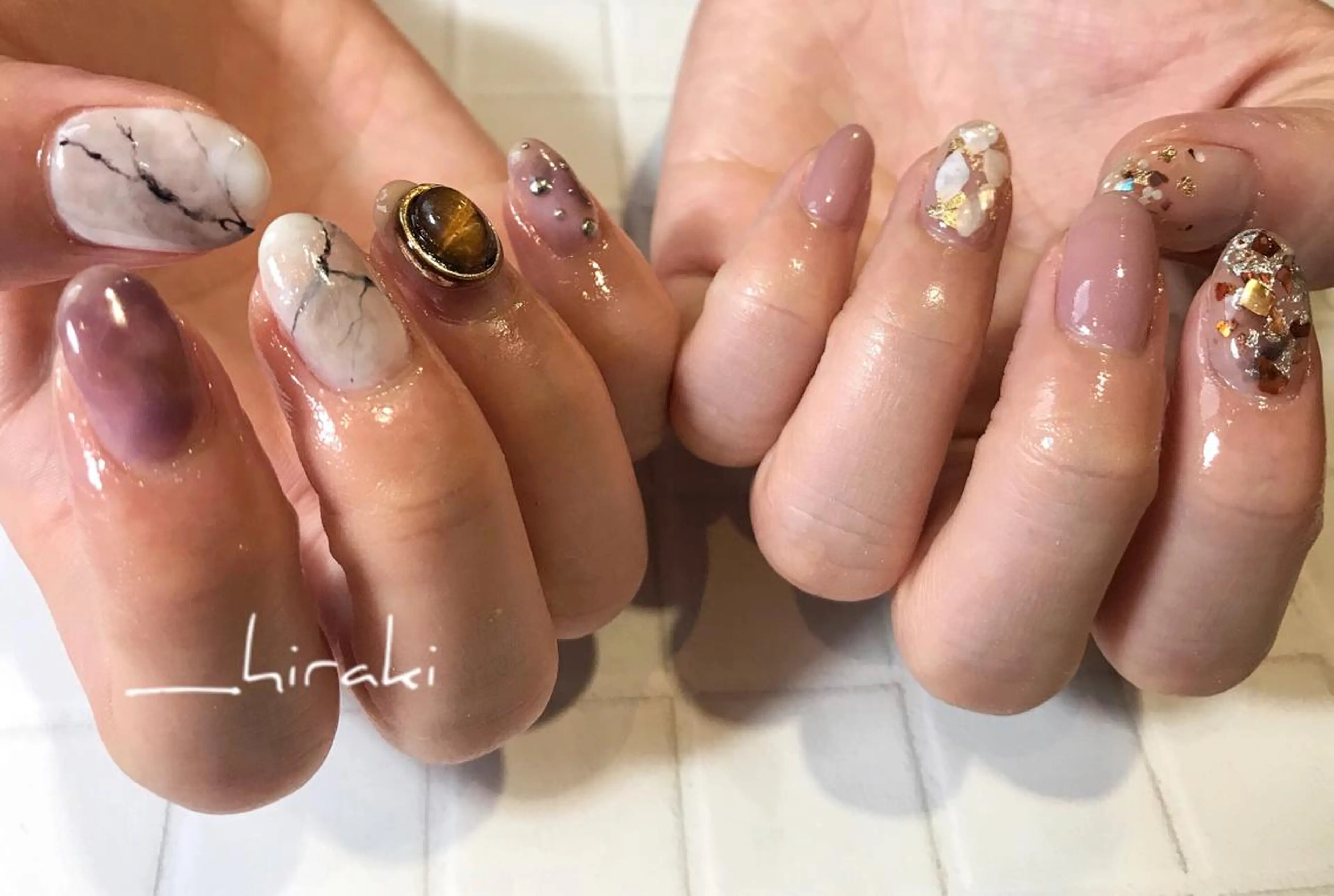 ネイル nail atelier AMBER所属・saori .の眉毛・アイブロウイメージ