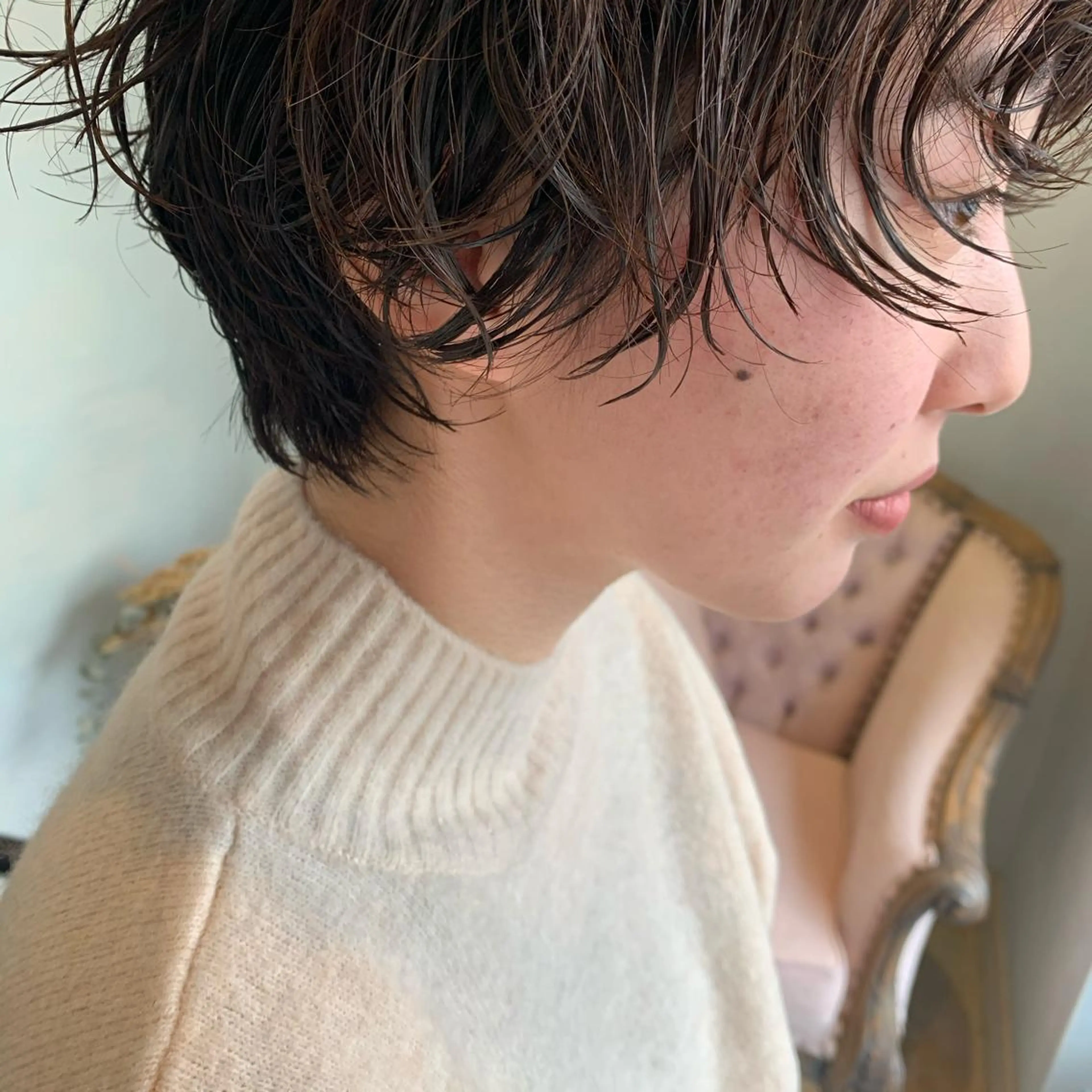 ショート パーマ SAKINO. ベージュカラーのヘアスタイル