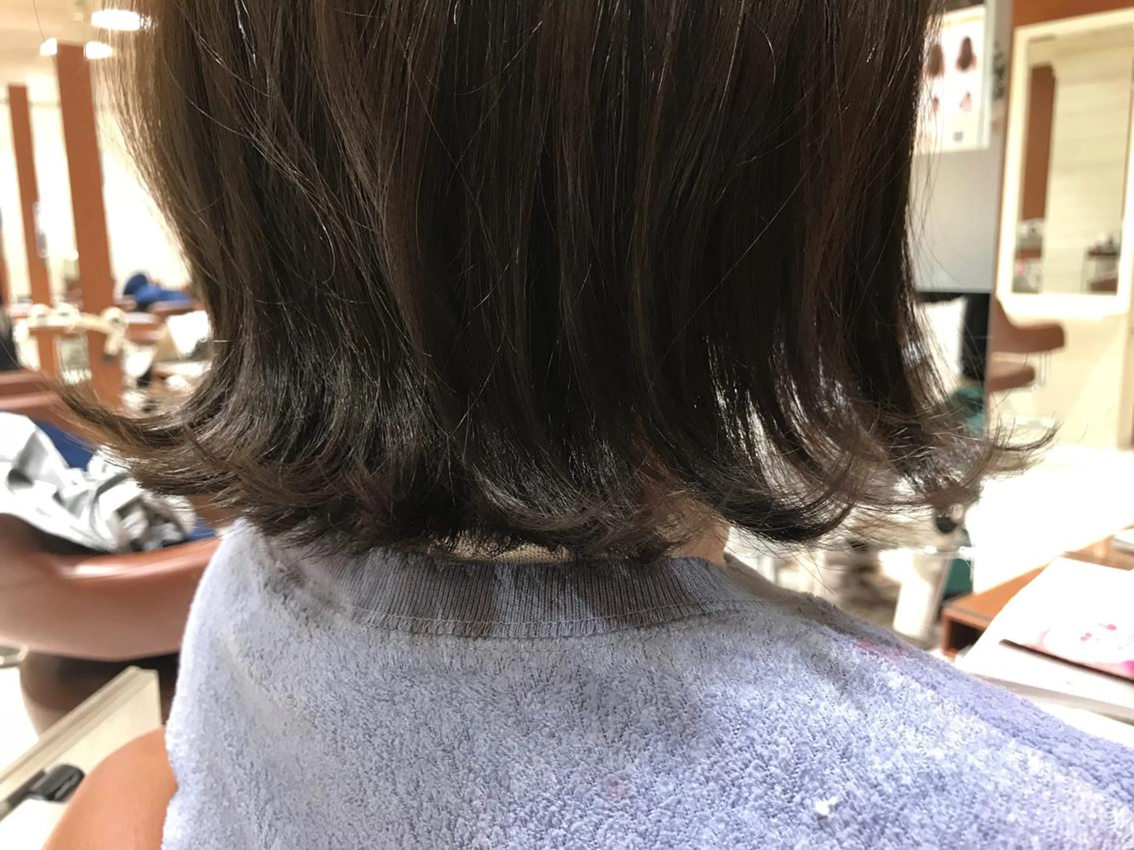 ショート カラー ヘアアレンジ ショートヘア 外ハネヘア テラモト カズヨシのヘアスタイル