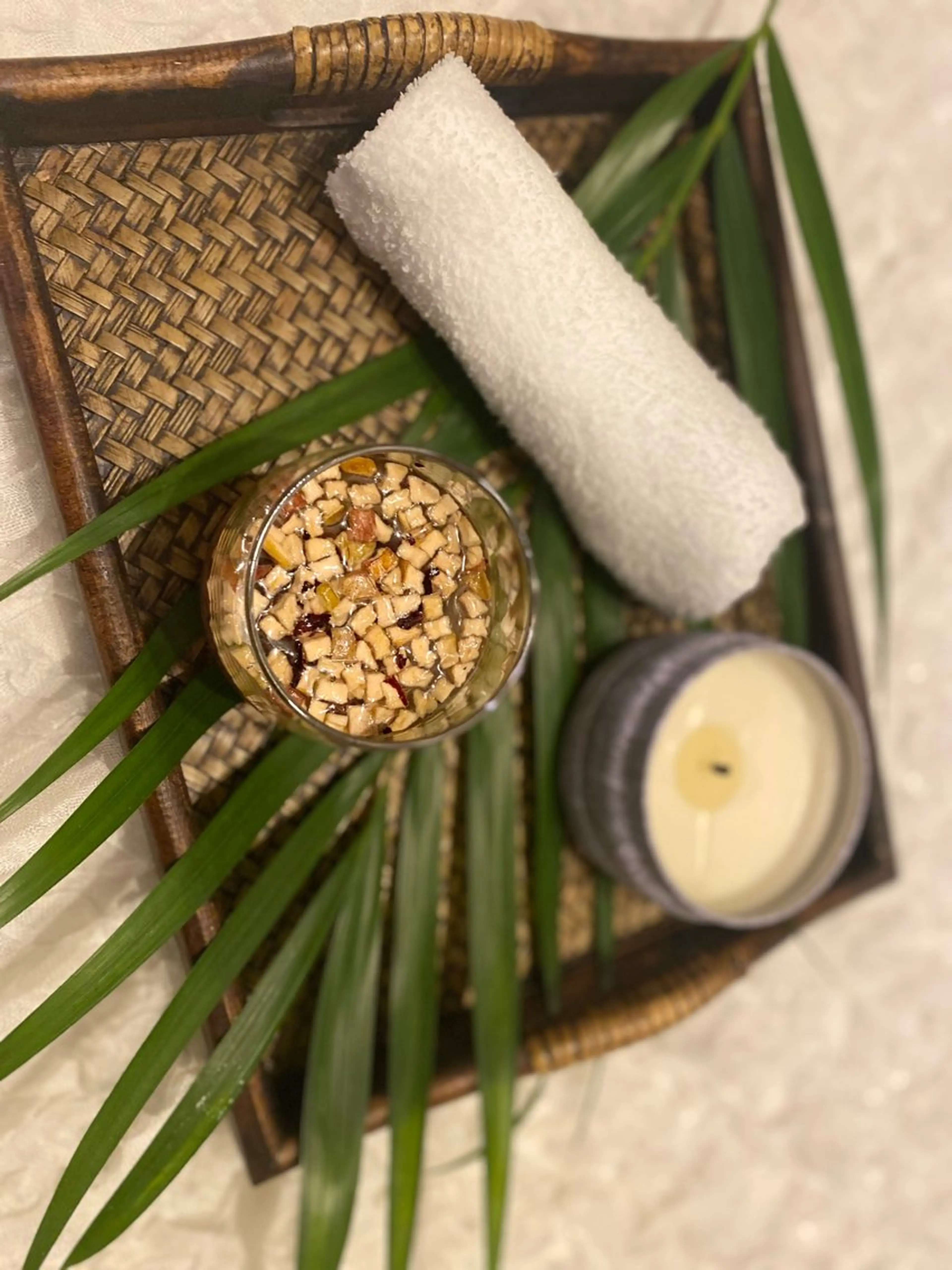 圧倒的たるみ改善 美容鍼エステのエステ・リラクイメージ