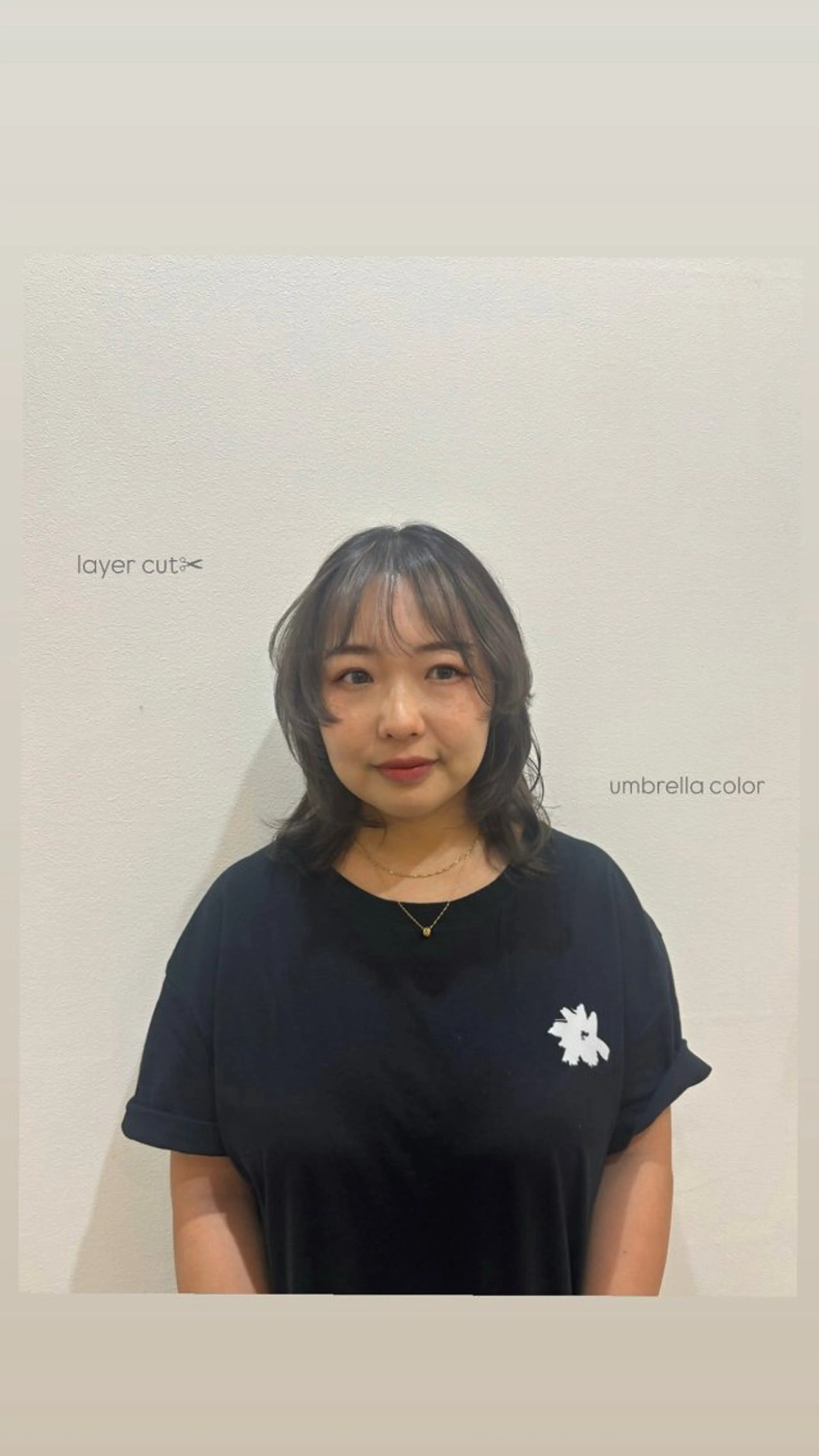 ミディアム ウルフカット 佐藤 優里のヘアスタイル