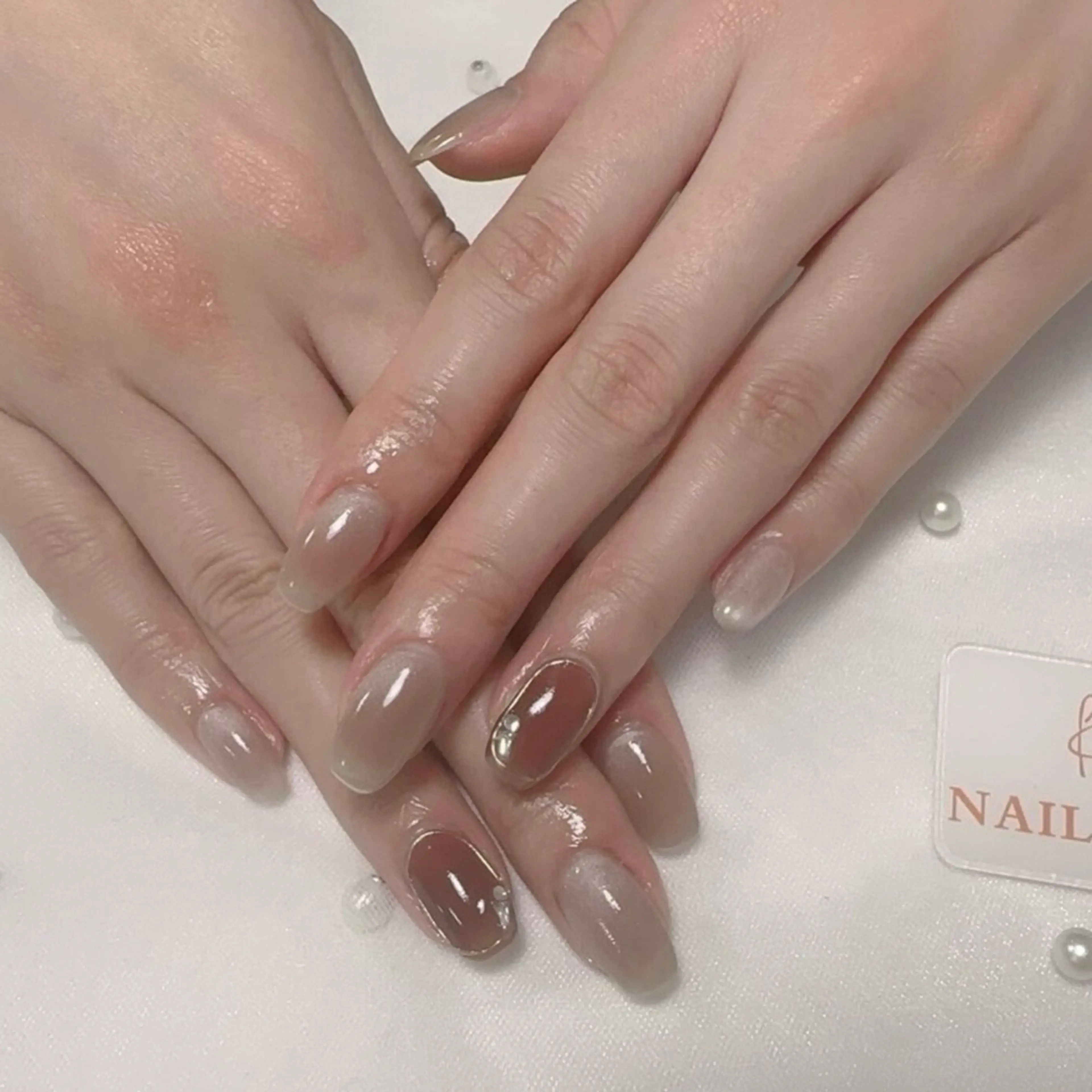 ネイル アートネイル フレンチネイル ジェルネイル グラデーション 韓国ネイル ハンドネイル 💕鈴木ユリ パラジェル/オフ無料のネイルデザイン