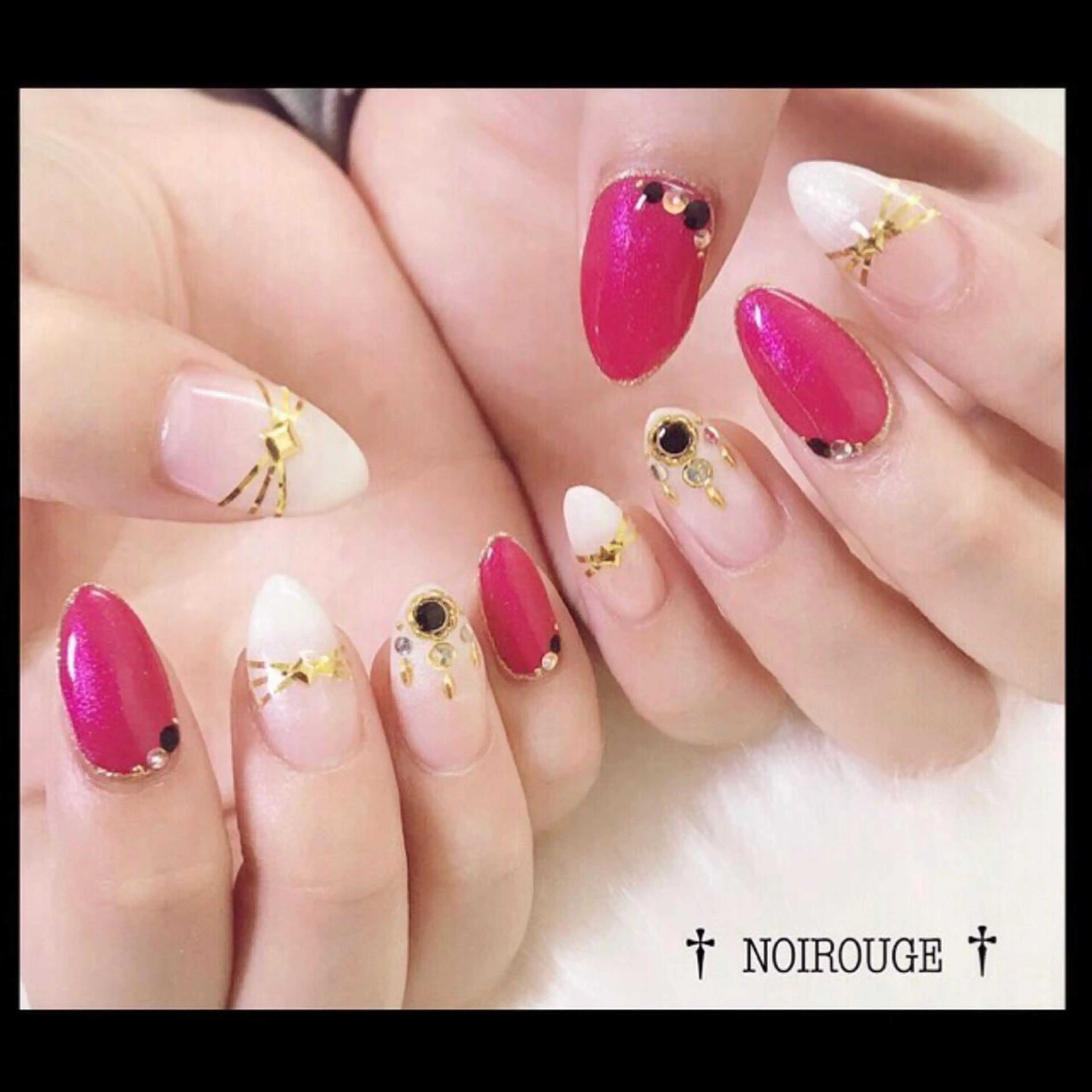 ネイル NOIROUGE所属・NOI ROUGEのネイルデザイン