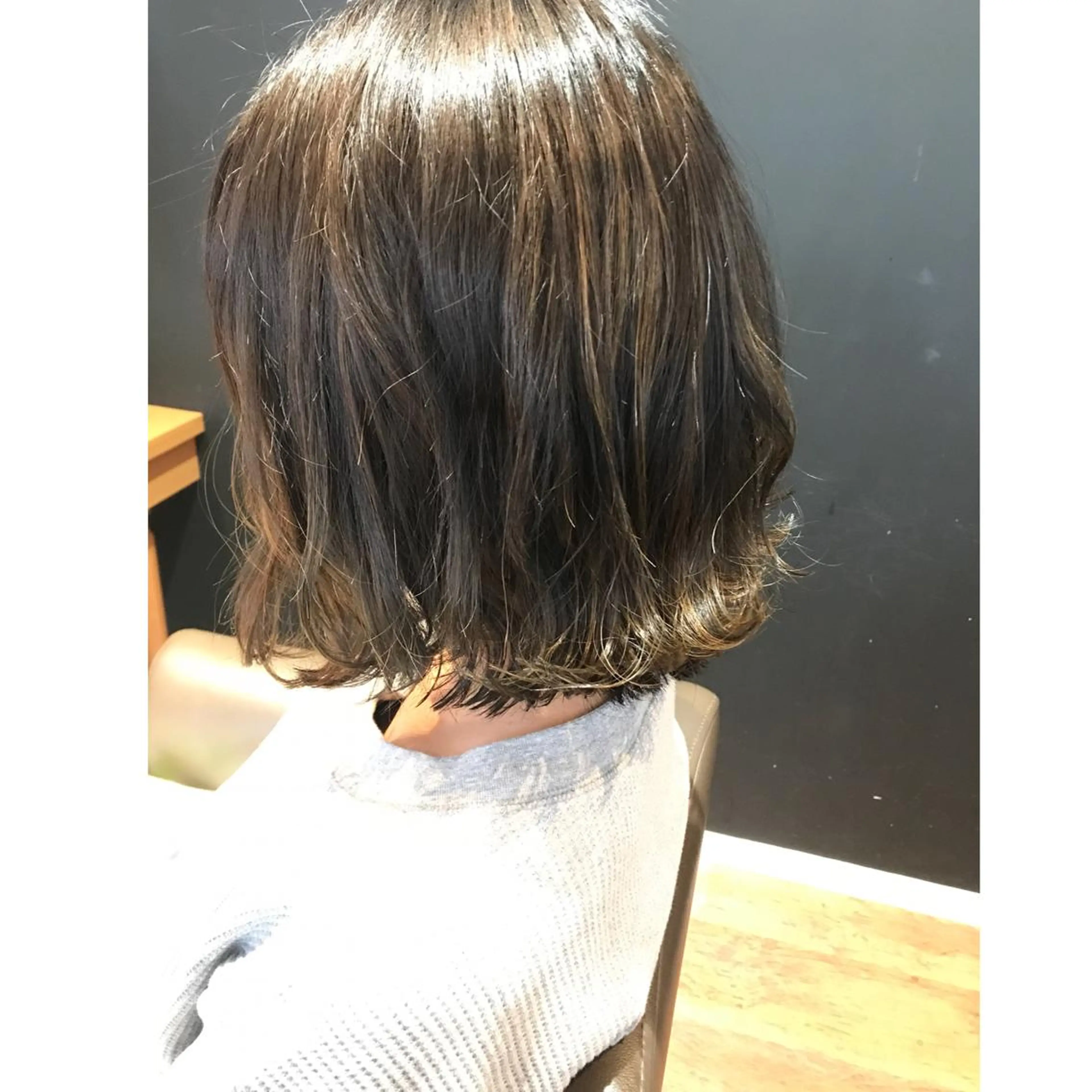 ミディアム カラー カット ヘアカラー トリートメント ヘッドスパ 【髪質改善】【美髪】 【ツヤ髪】ほしのちりのヘアスタイル