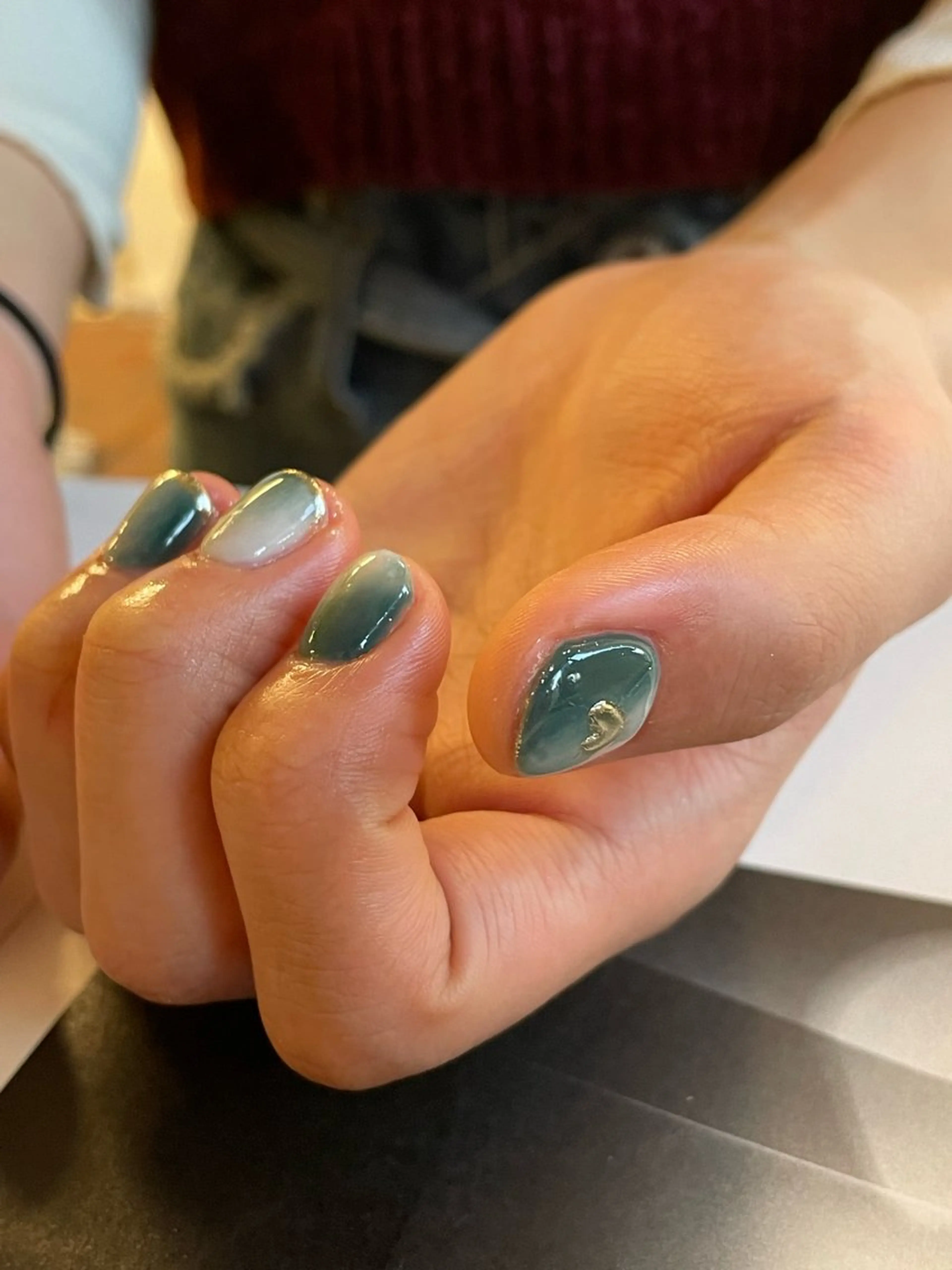 ネイル ハンドネイル shion .のネイルデザイン